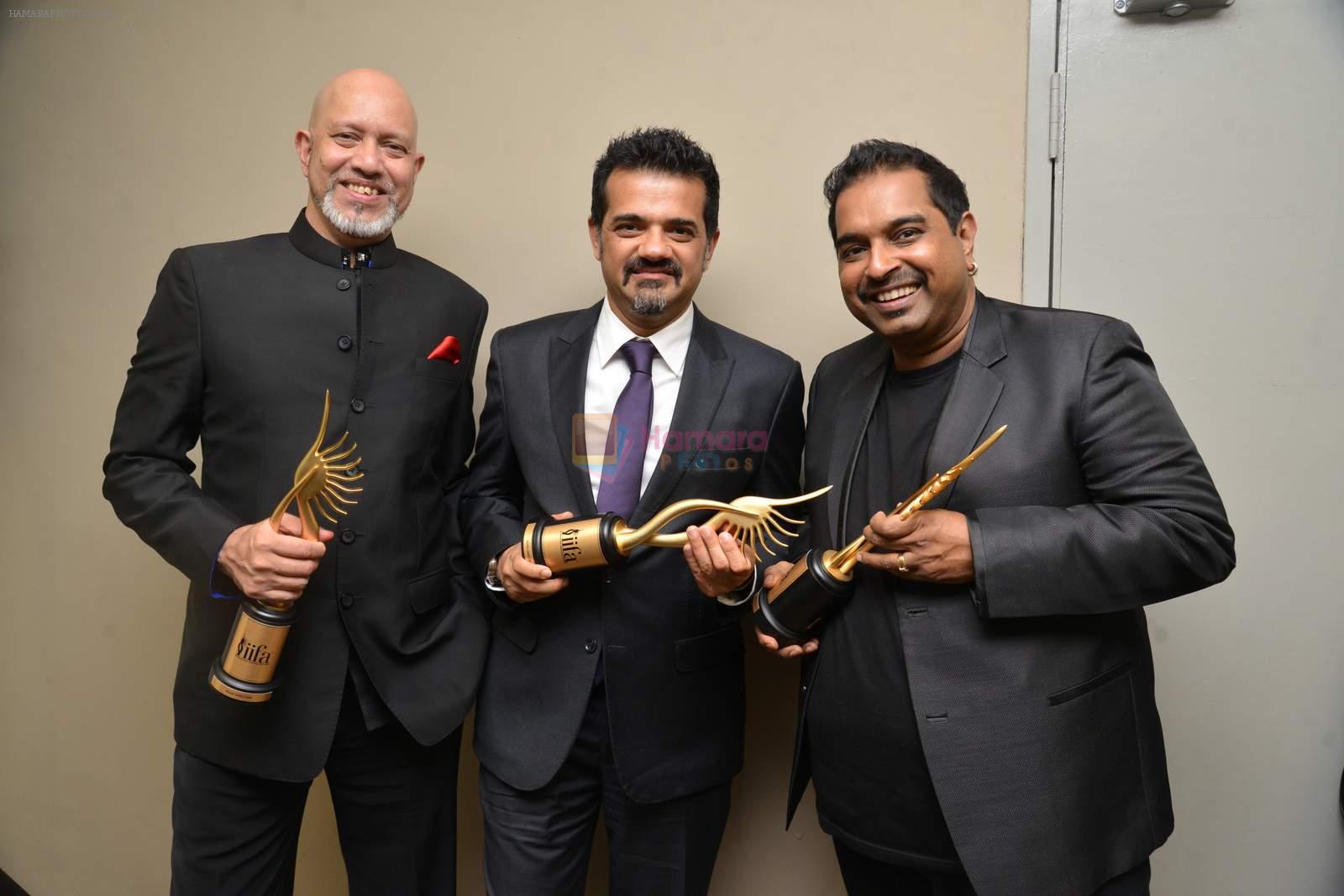Shankar mahadevan, Ehsaan Noorani, Loy Mendonsa at IIFA 2015 Awards day 3 red carpet on 7th June 2015