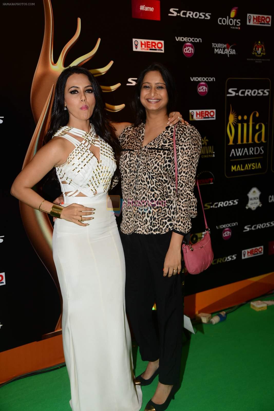 Sana Khan at IIFA 2015 Awards day 3 red carpet on 7th June 2015
