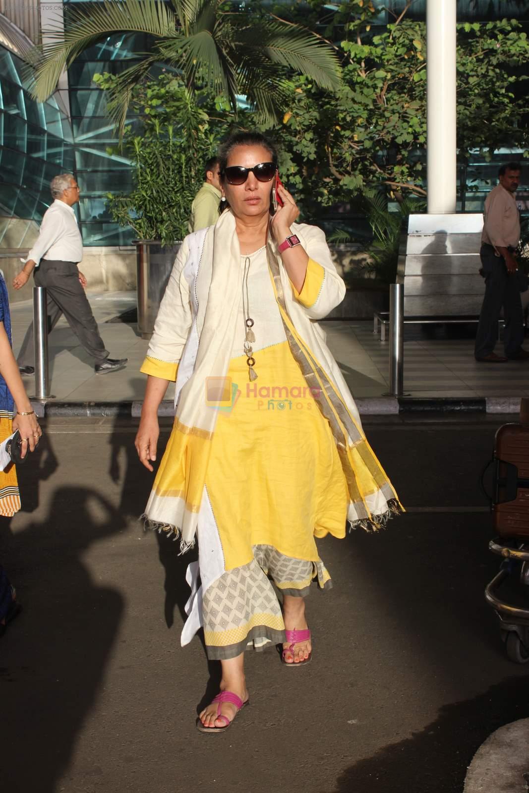 Shabana Azmi snapped at airport  on 10th June 2015