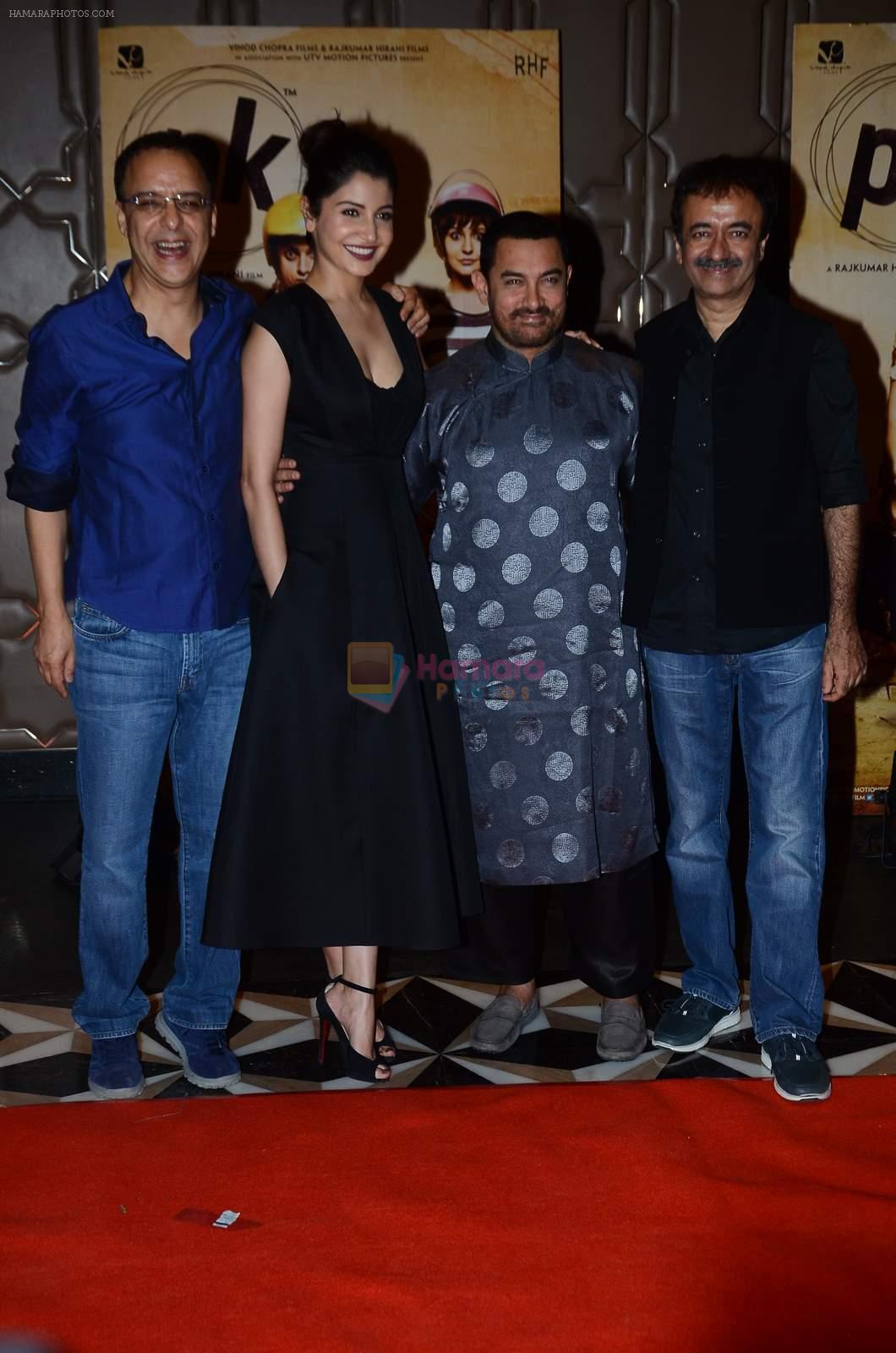 Vidhu Vinod Chopra, Anushka Sharma, Aamir Khan, Rajkumar Hirani at PK success bash in Mumbai on 10th June 2015