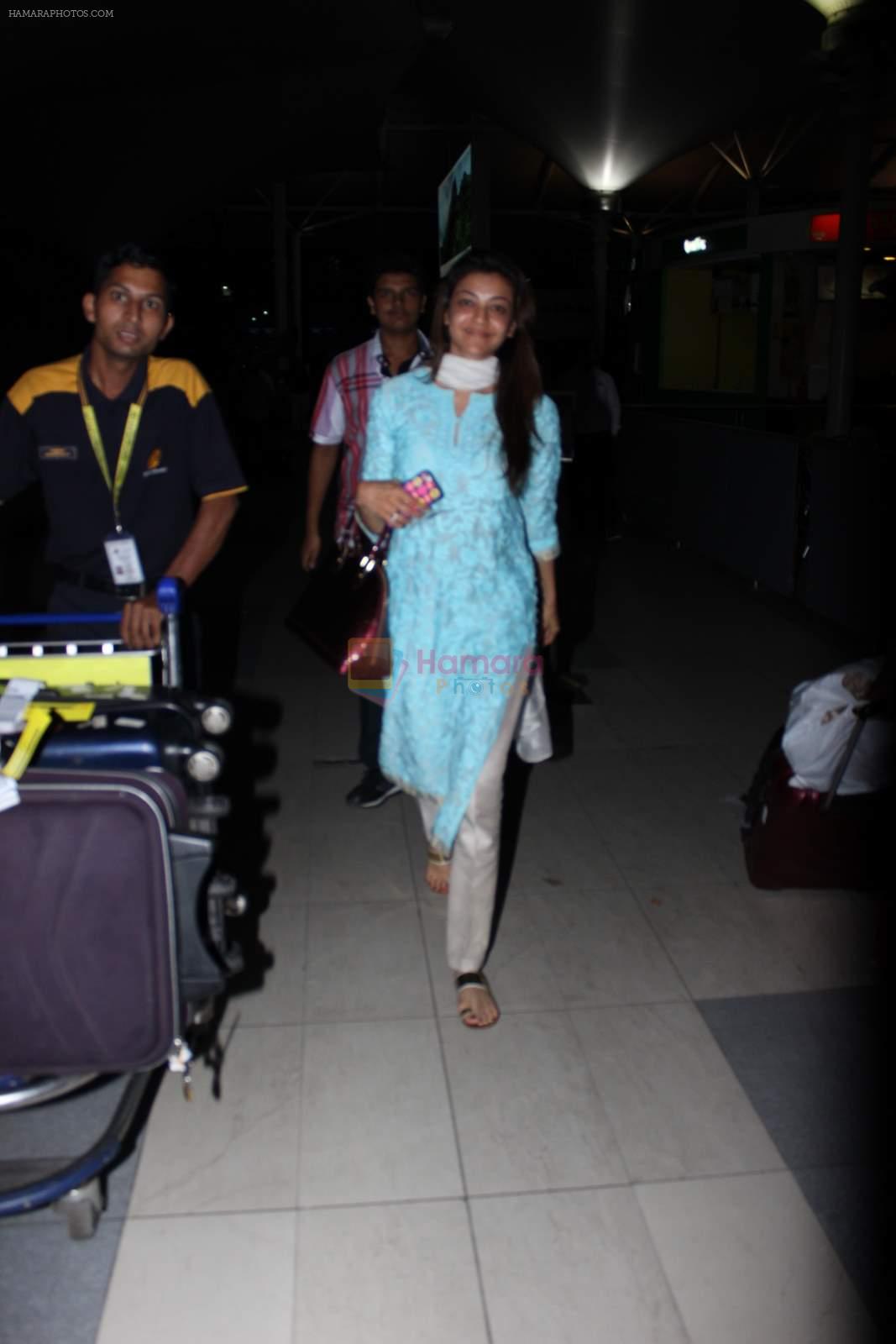 Kajal Aggarwal snapped at Mumbai airport on 30th June 2015