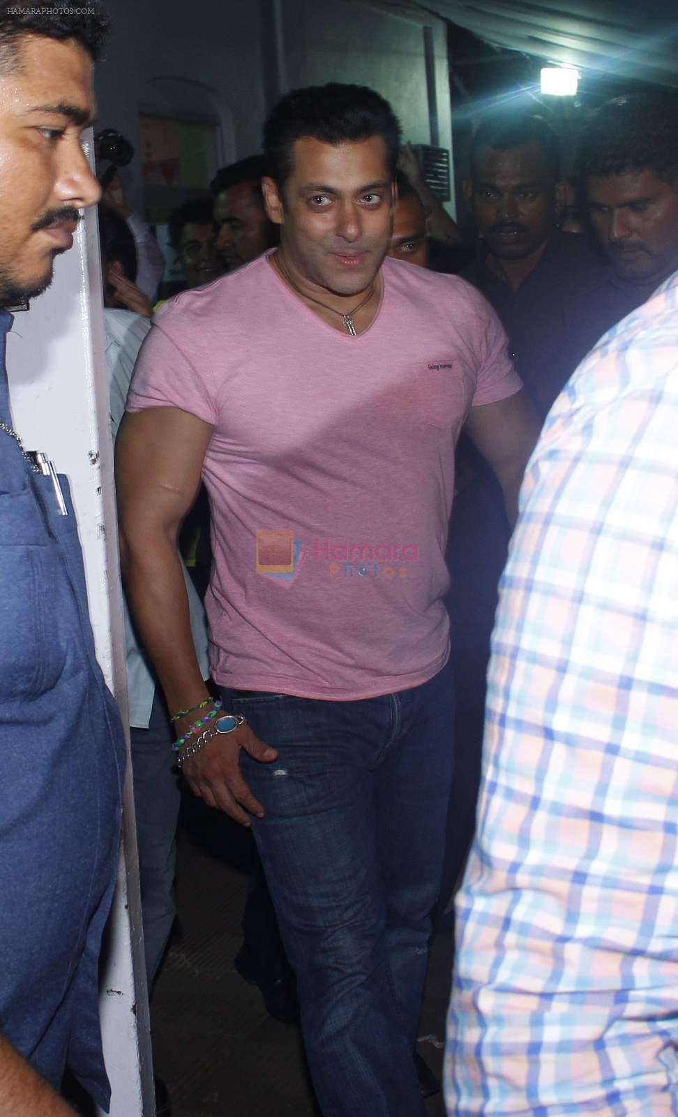 Salman Khan snapped near Galaxy apartments for a Star Gold shoot on 1st July 2015