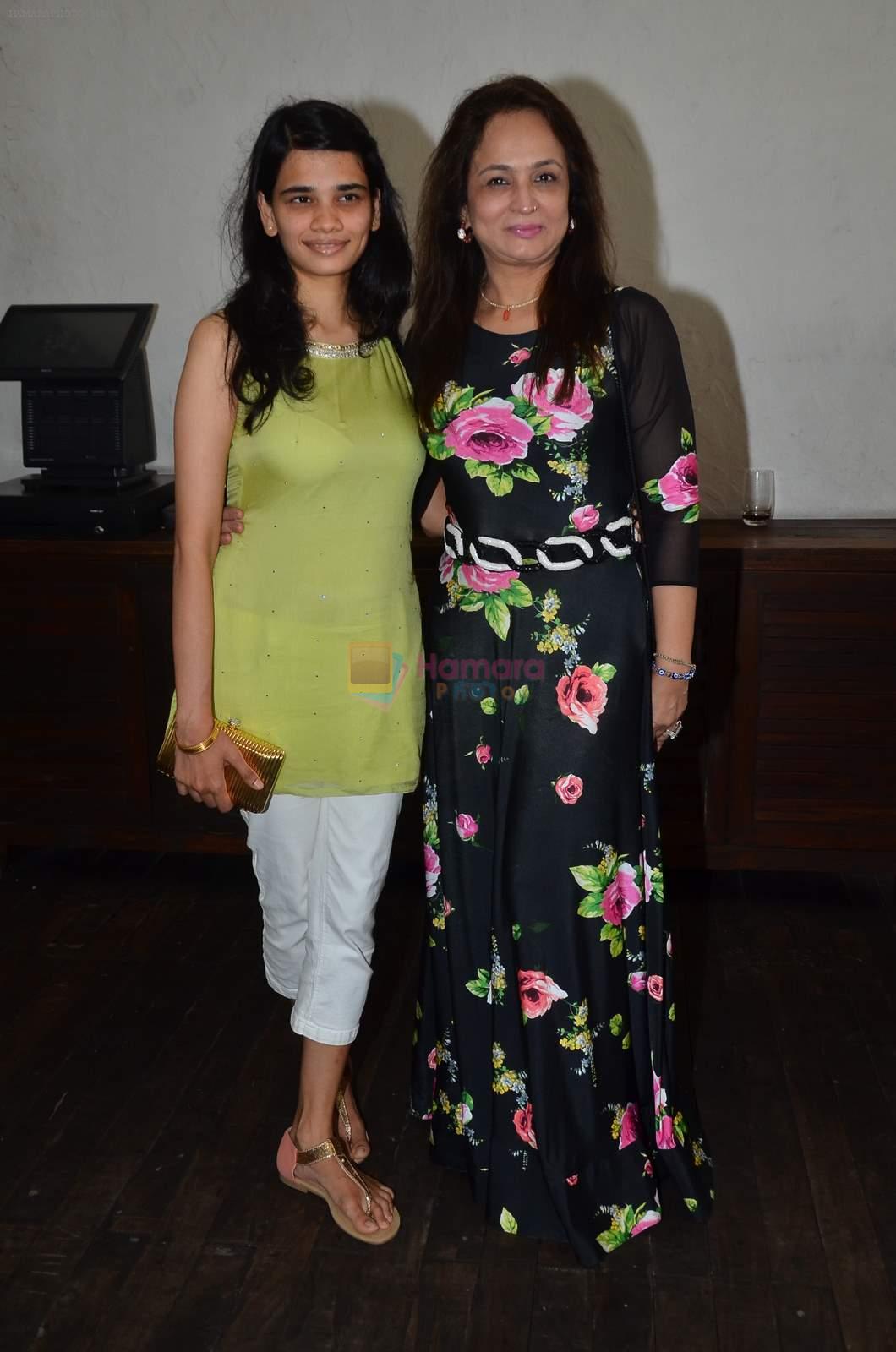 Smita Thackeray attend brunch in Mumbai on 8th July 2015