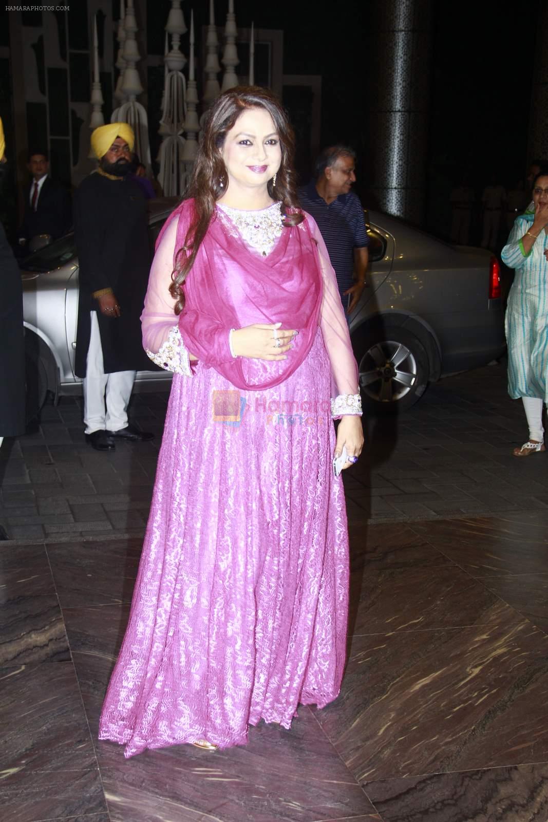 Neelima Azim at Shahid Kapoor and Mira Rajput's wedding reception in Mumbai on 12th July 2015