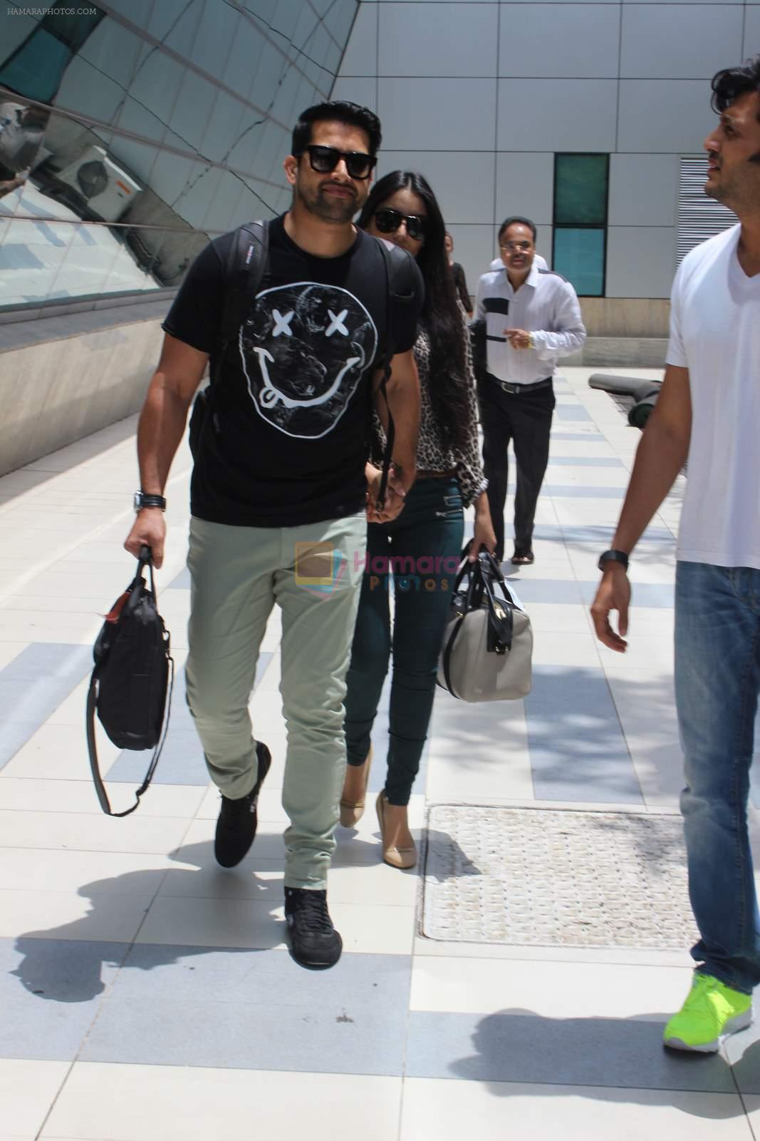 Aftab Shivdasani snapped at airport on 14th July 2015