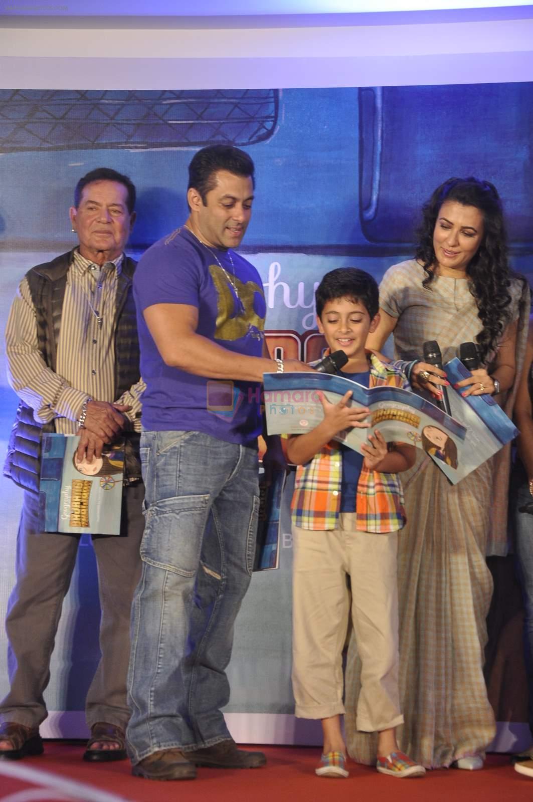 Salman Khan, Salim Khan, Mini Mathur launches a book on Bajrangi Bhaijaan in Bandra, Mumbai on 16th July 2015