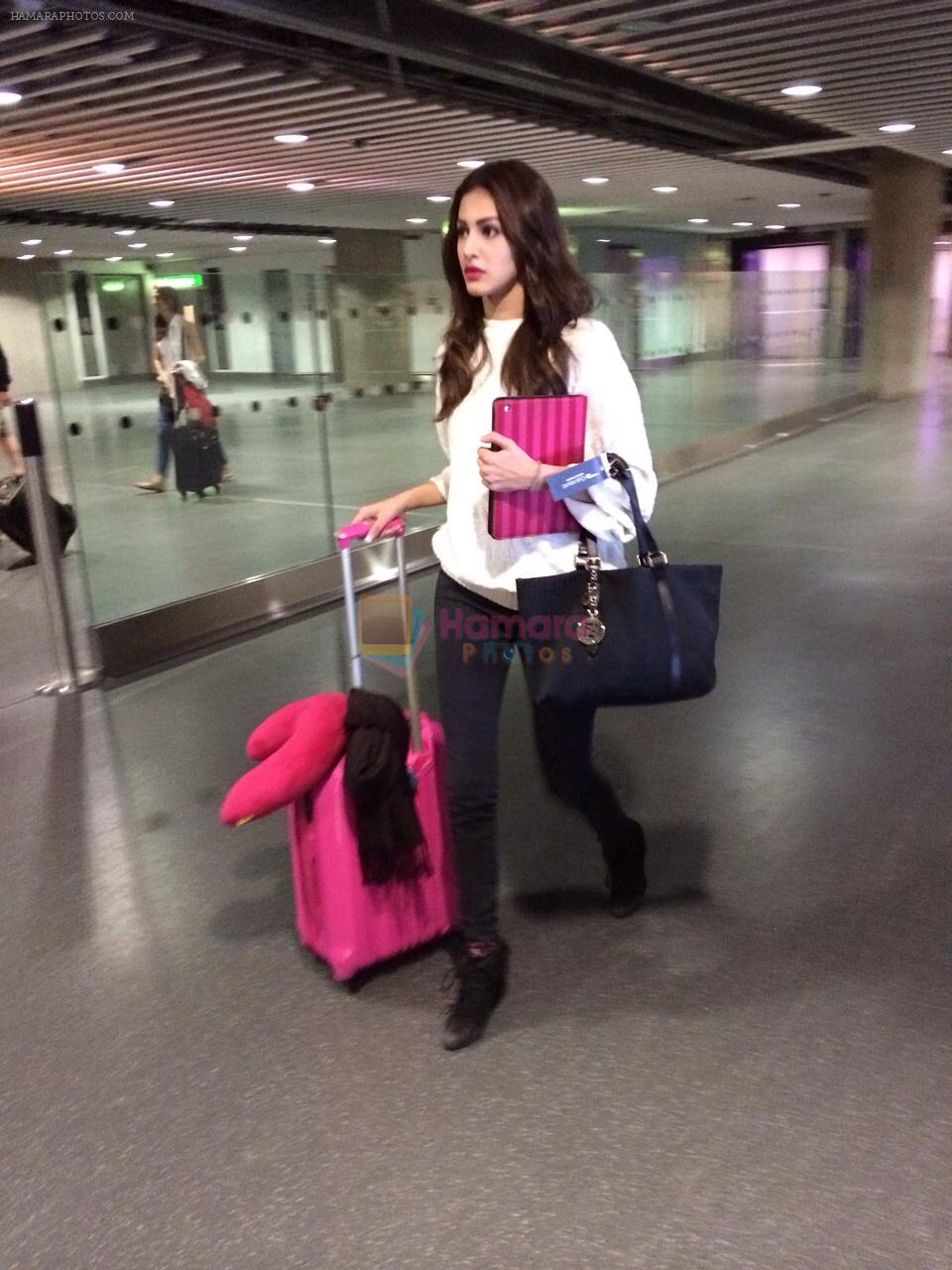 Amyra Dastur spotted at the airport on her way to London for her next film Ticket To Bollywood on 24th July 2015