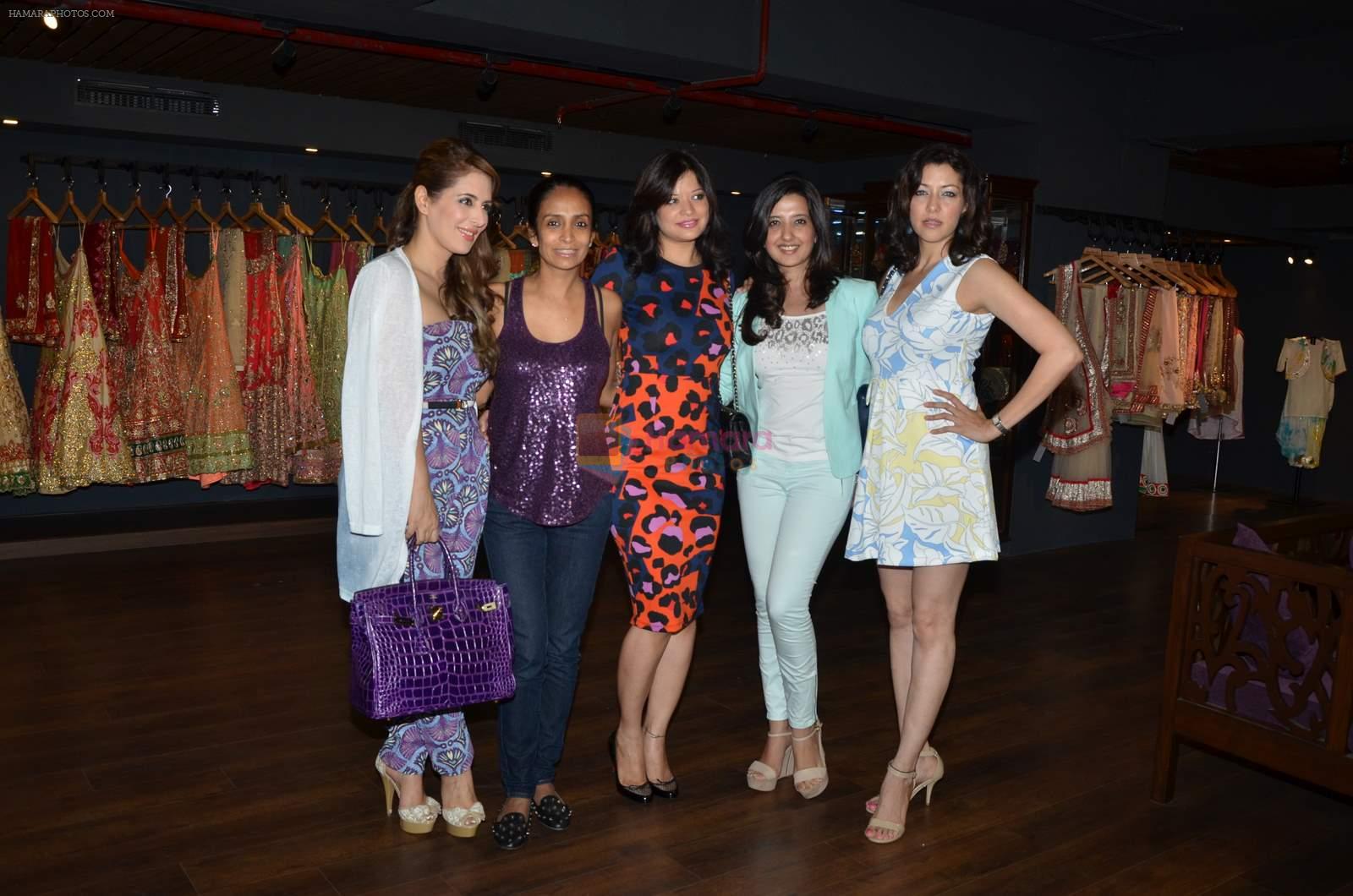Pria Kataria Puri, Suchitra Pillai, Arzoo Gowitrikar, Aditi at Amy Billimoria introduces new jewellery line in Juhu, Mumbai on 22nd July 2015