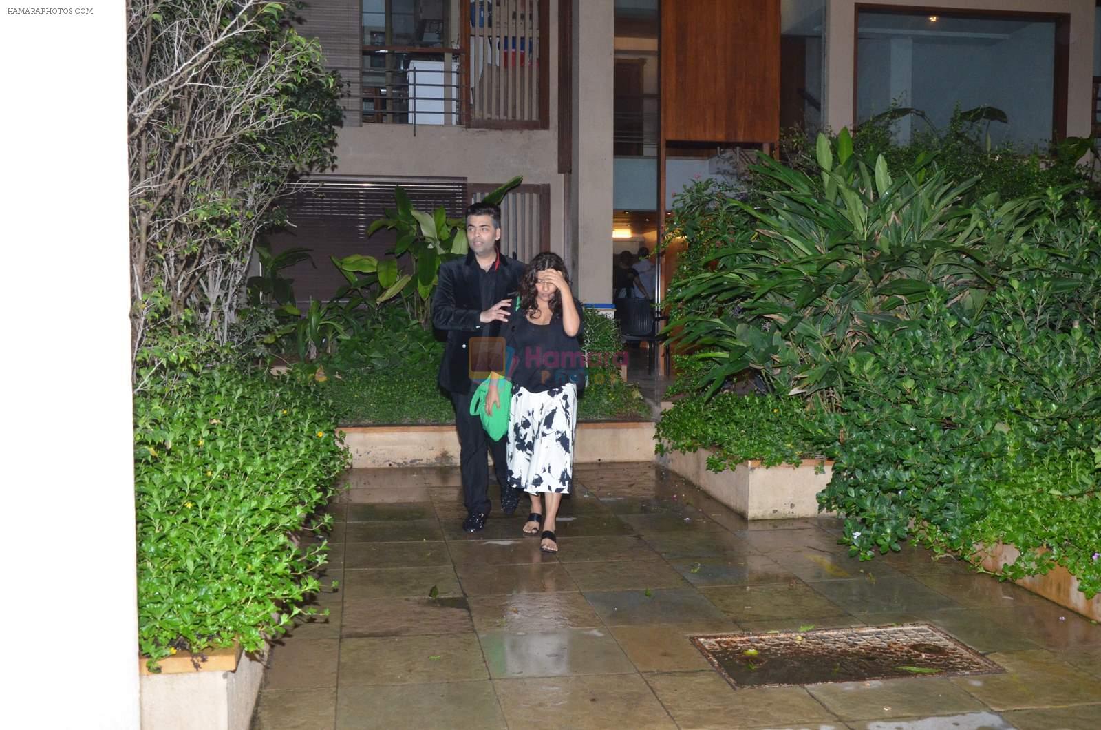 Karan Johar Zoya Akhtar At Shahid Kapoor Invites All Leading Directors To His House In Juhu Mumbai On 23rd July 2015 Karan Johar Bollywood Photos Hello guys please don't forget to like our videos and subscribe to our channel for more updates 😁. hamara photos