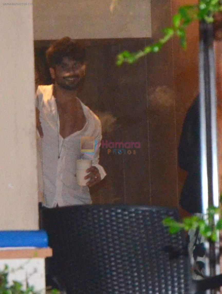 Shahid Kapoor invites all leading directors to his house in Juhu, Mumbai on 23rd July 2015