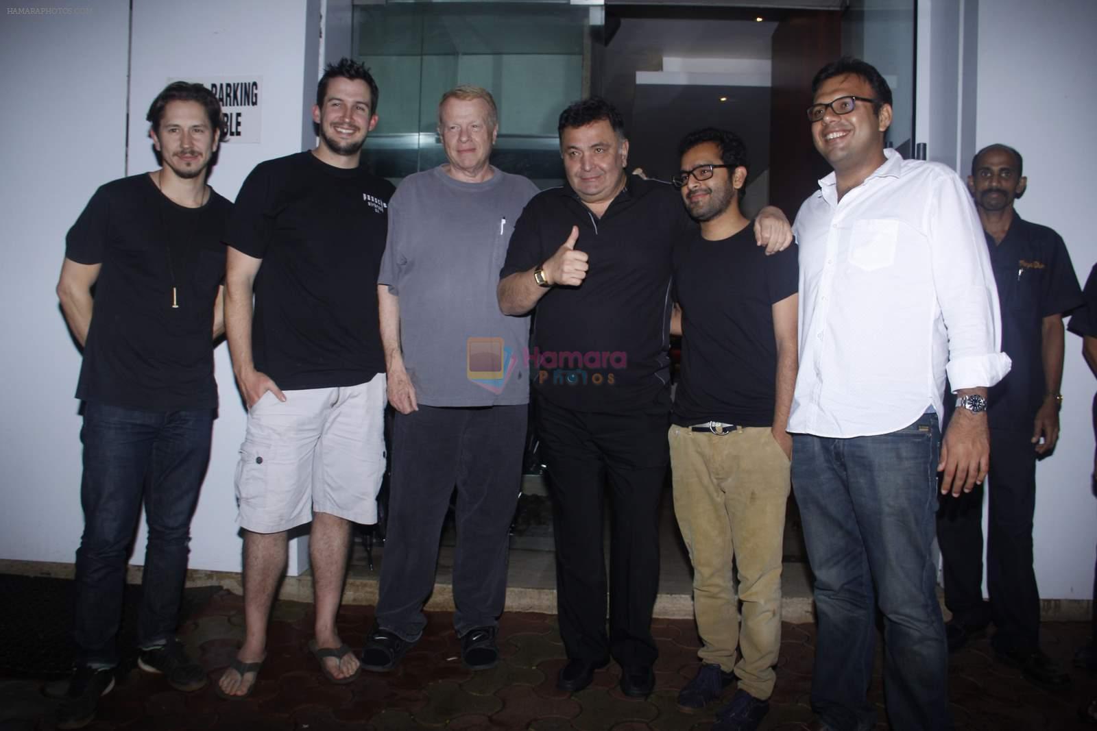 Rishi Kapoor snapped in Bandra, Mumbai on 28th July 2015