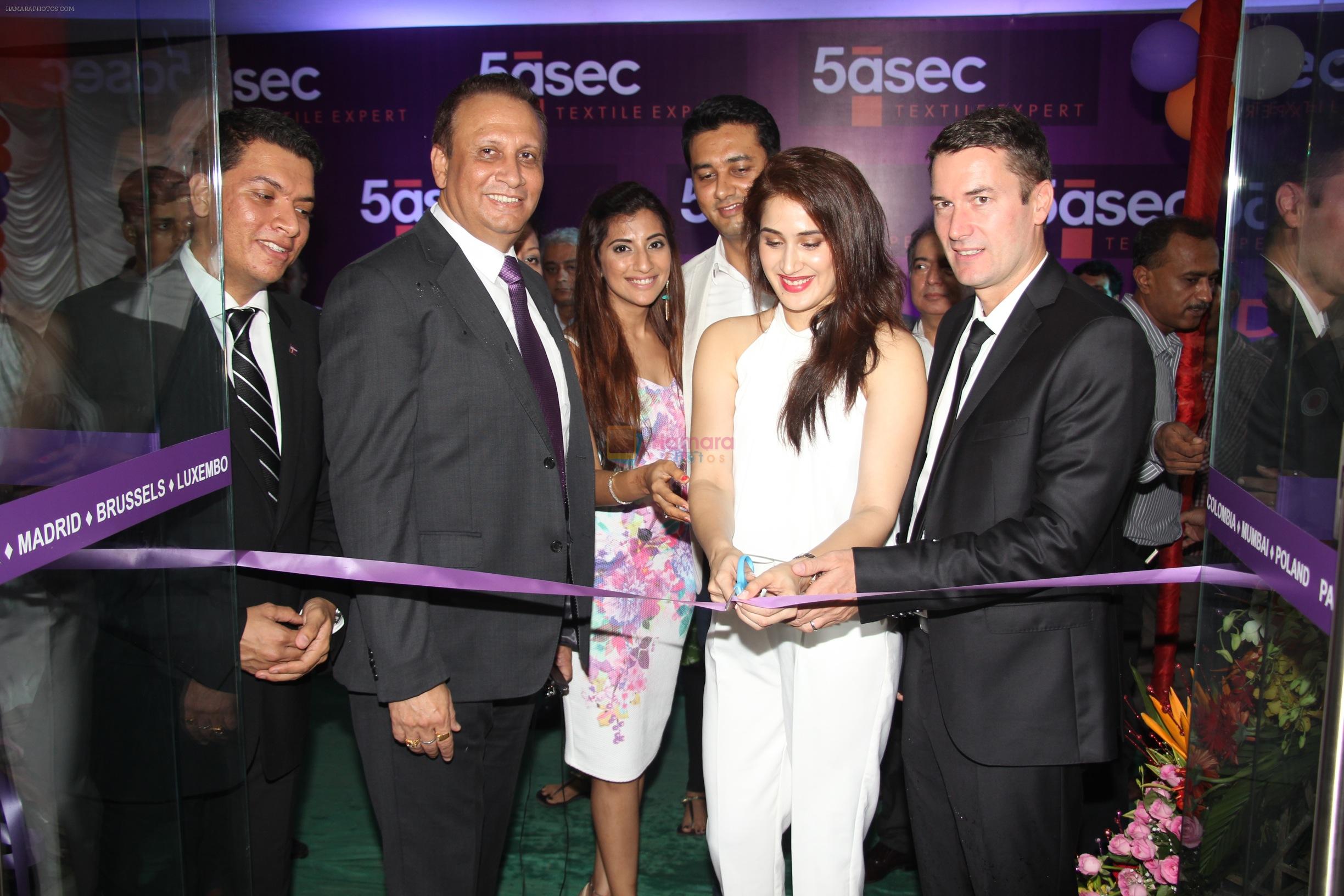 Sagarika Ghatge at the opening of 5aSec Store at Worli