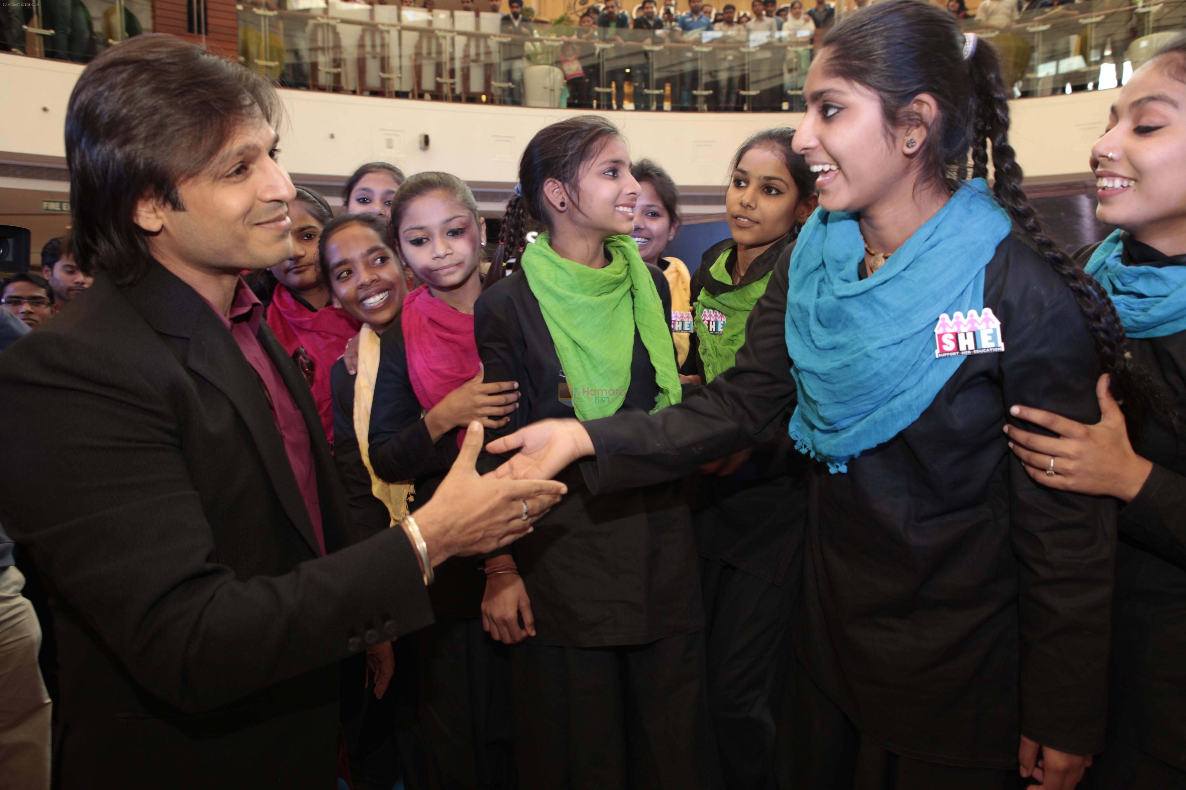 Vivek Oberoi to sponsor US education for girls from DEVI on 31st July 2015