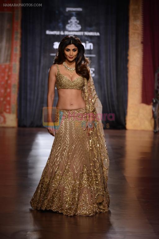 Shilpa Shetty at  India Couture Week on 1st Aug 2015