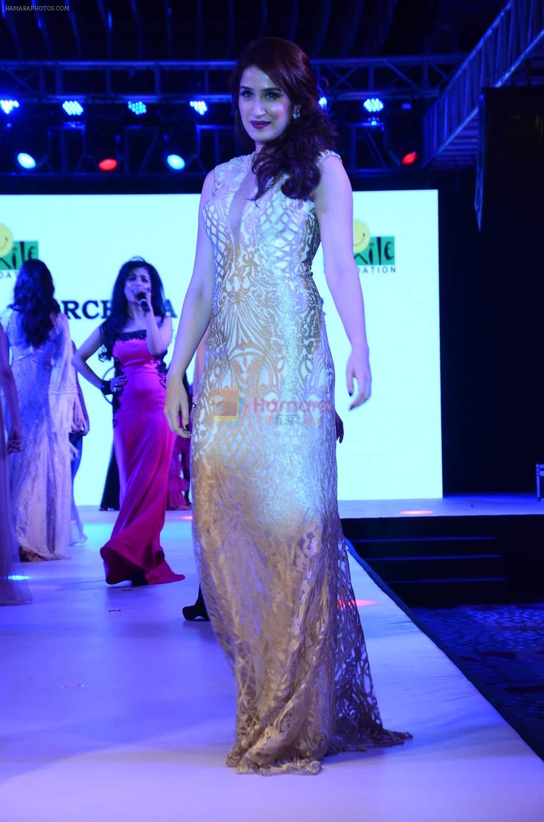 Sagarika Ghatge at Smile Foundations Fashion Show Ramp for Champs, a fashion show for education of underpriveledged children on 2nd Aug 2015