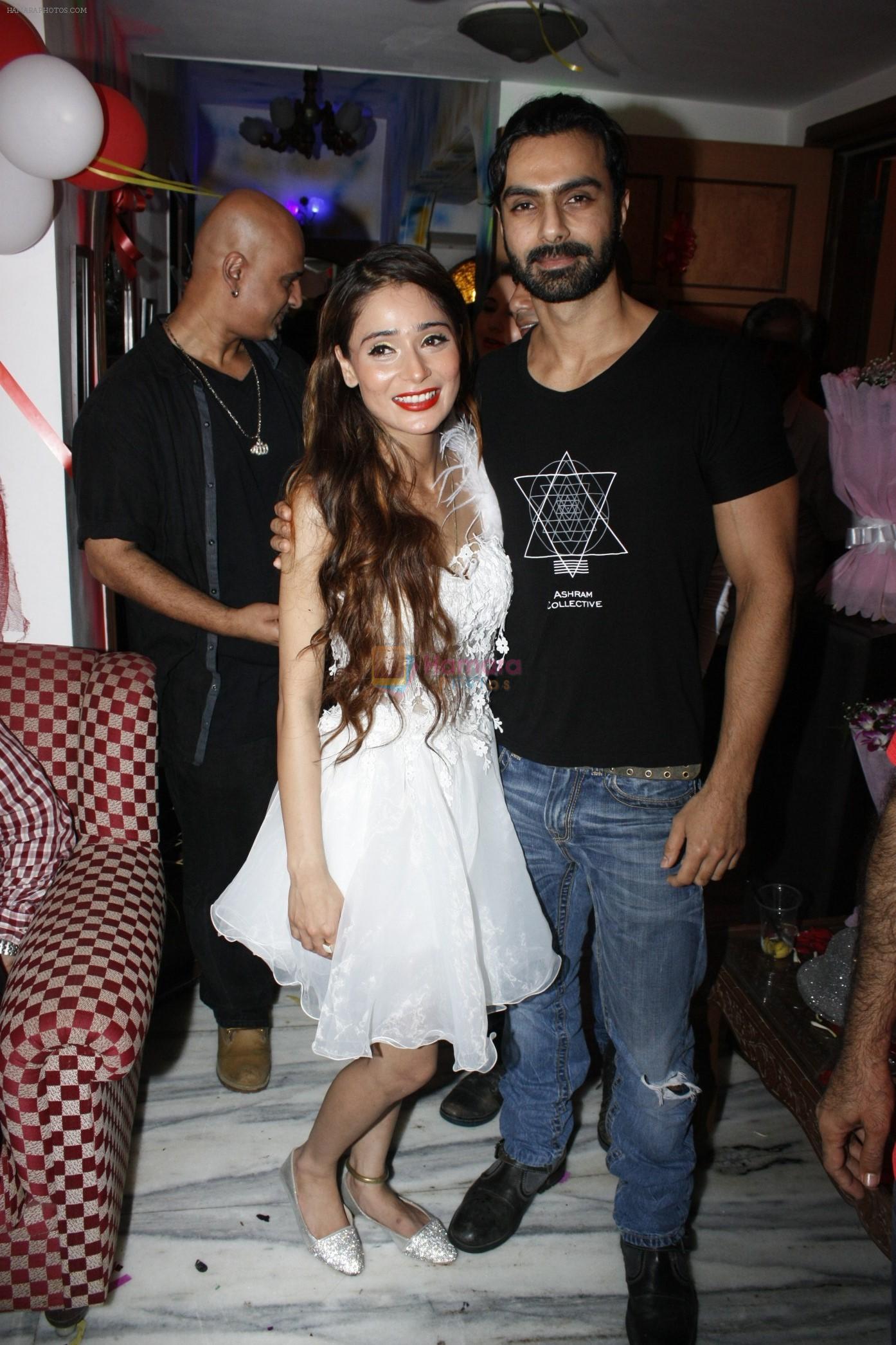 Sara Khan Birthday Party in Mumbai on 6th Aug 2015