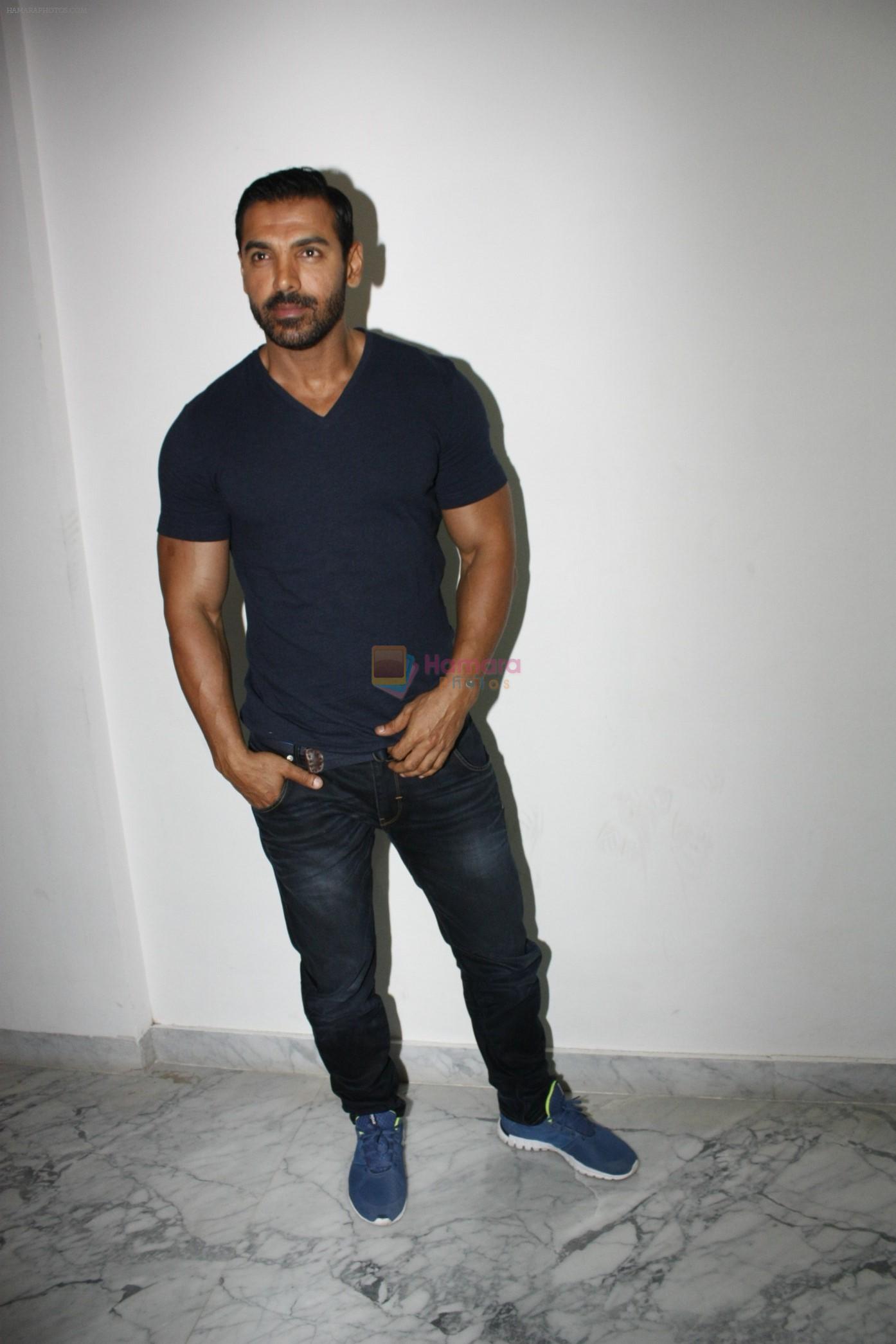 John Abraham at Welcome Back Promotion at Fever 104 fm on 6th Aug 2015