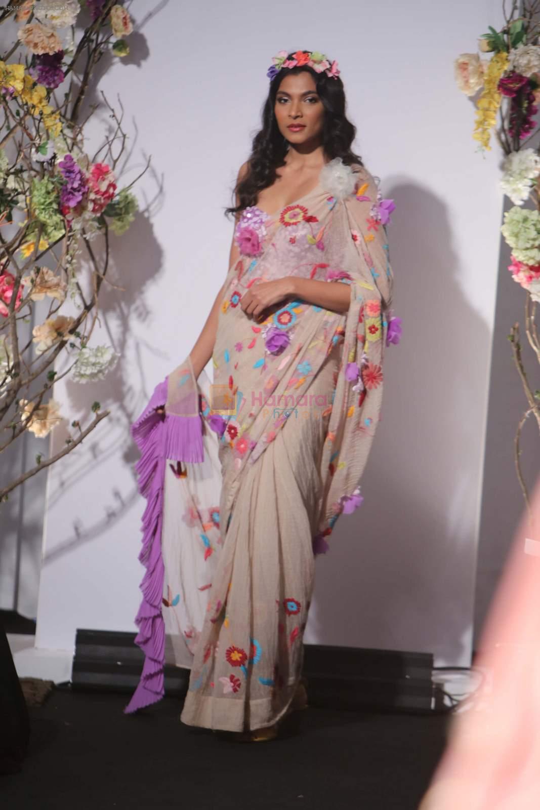 Model walk the ramp for Rina Dhaka at India Bridal Week on 9th Aug 2015