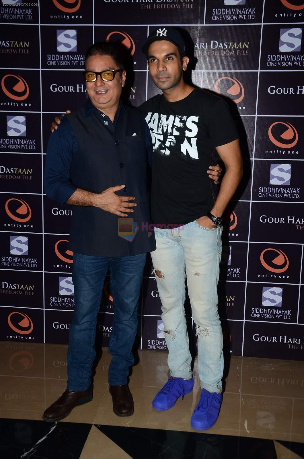 Vinay Pathak, Raj Kumar Yadav at the Premiere of the film Gour Hari Dastaan in PVR, Juhu on 12th Aug 2015