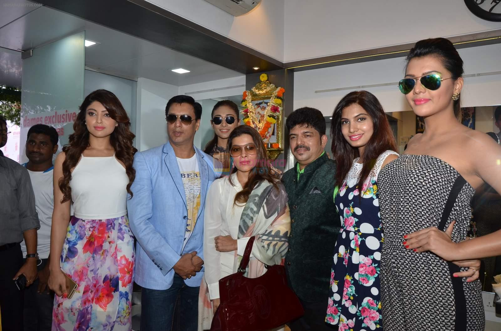 Madhur Bhandarkar at Shivas salon launch in Andheri, Mumbai on 14th Aug 2015
