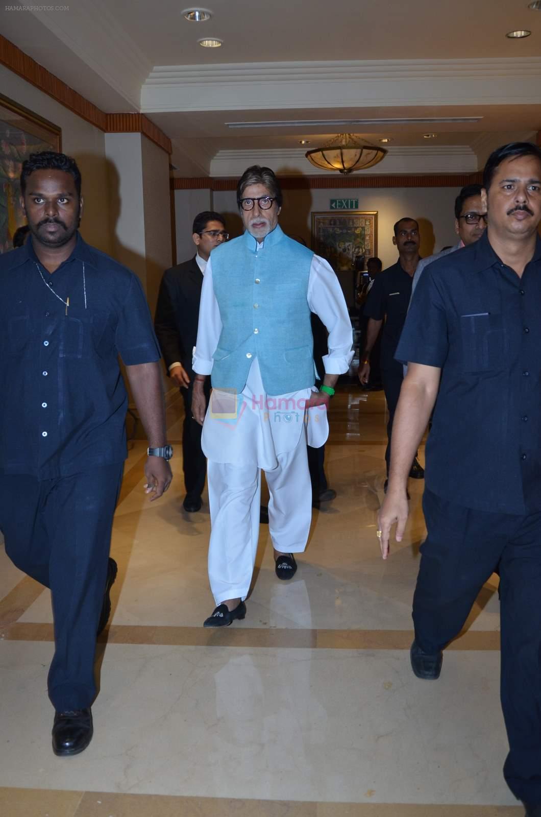 Amitabh Bachchan snapped in j W Marriott on 14th Aug 2015