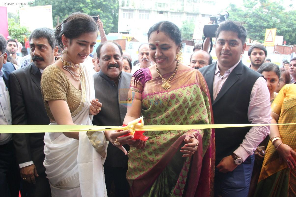 Akshara Haasan Launch Diamonds Showroom on 20th Aug 2015