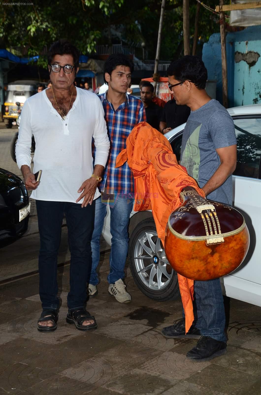 Shakti Kapoor at Shraddha Kapoor's grandfather's prayer meet in Juhu, Mumbai on 18th Aug 2015