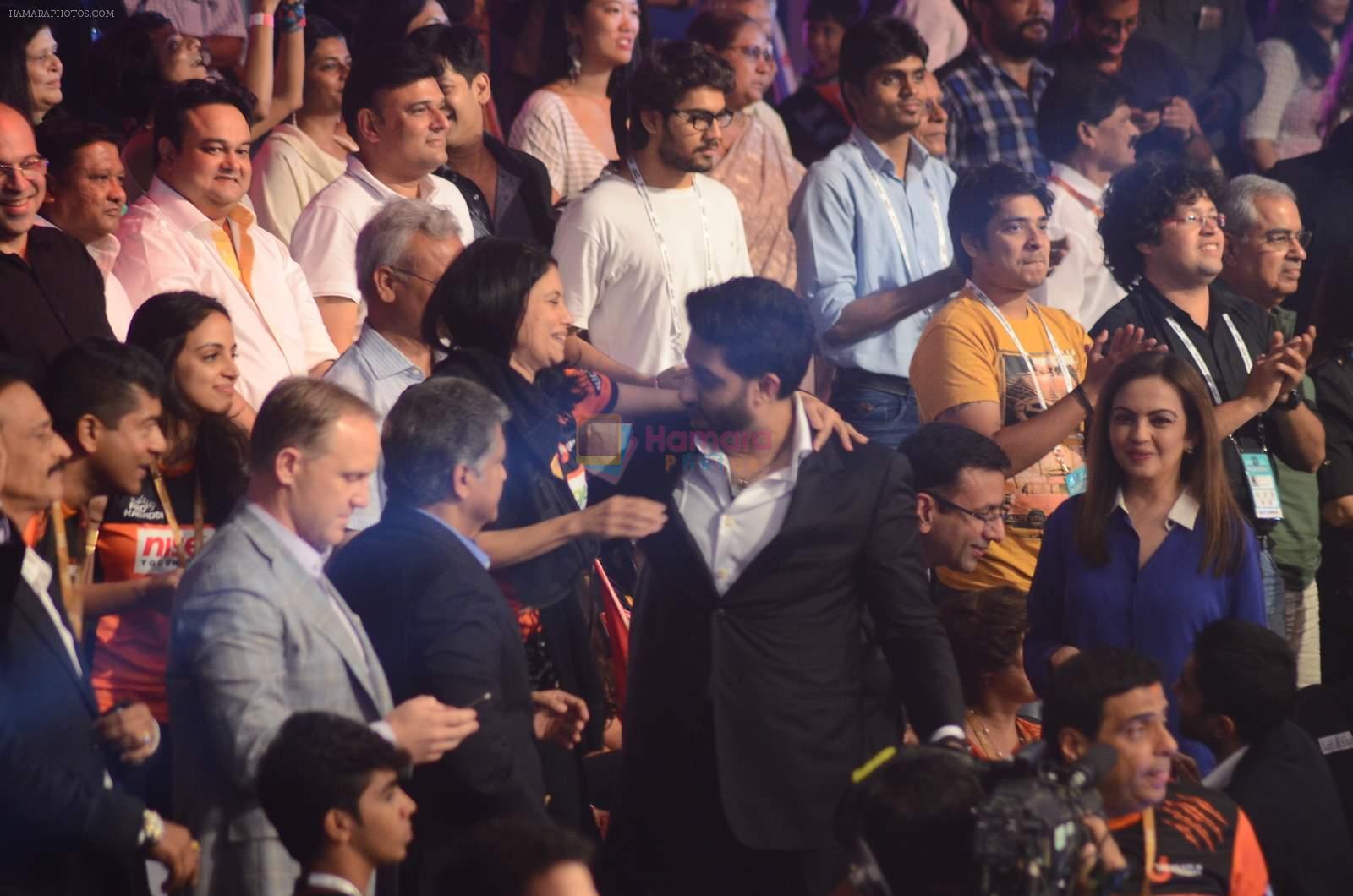 Abhishek Bachchan at Pro Kabaddi finals in NSCI on 23rd Aug 2015
