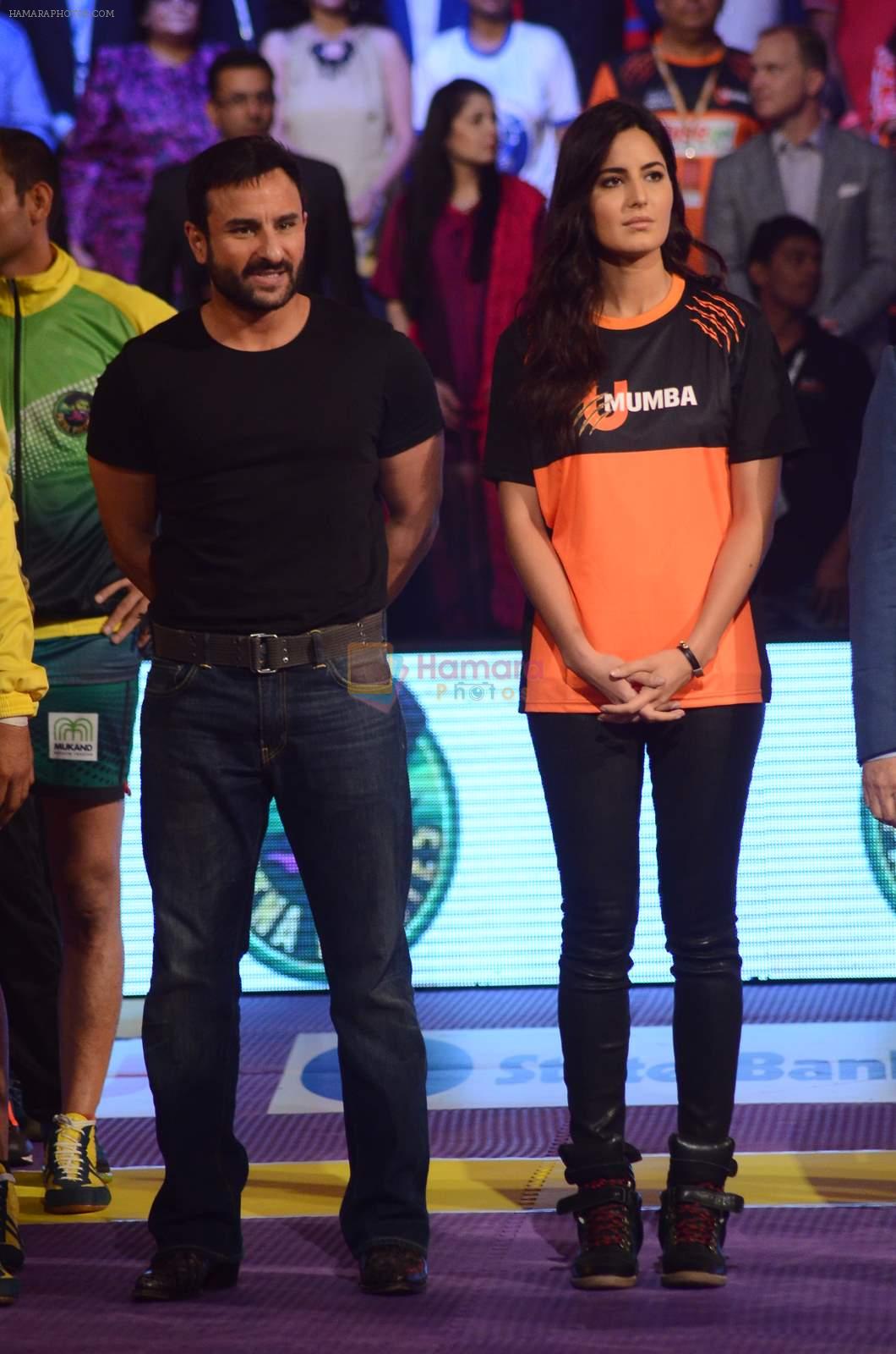 Katrina Kaif, Saif Ali Khan at Pro Kabaddi finals in NSCI on 23rd Aug 2015