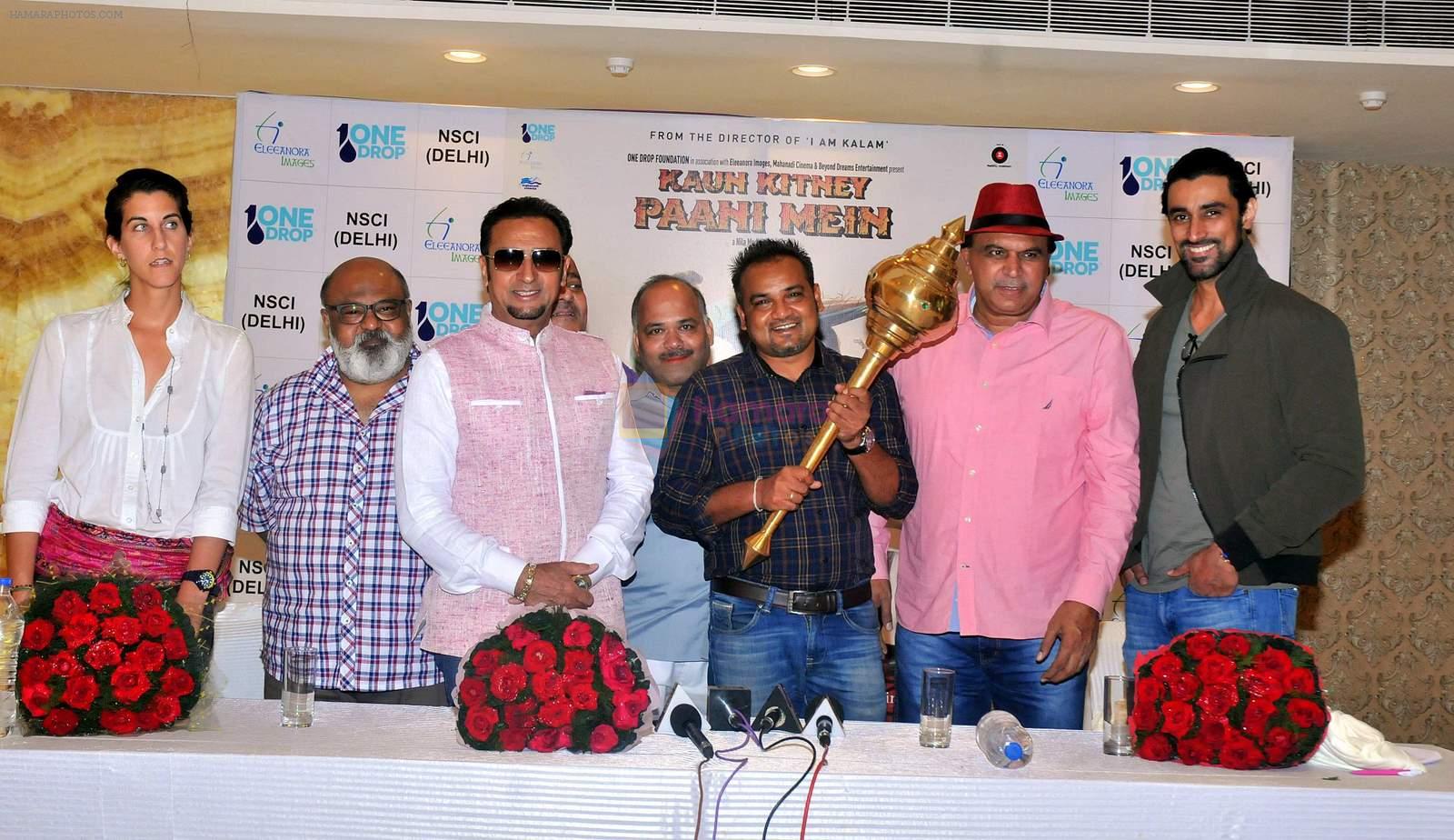Kunal Kapoor, Gulshan Grover, Saurabh Shukla at Kaun Kitney Paani Mein Delhi promotions on 25th Aug 2015