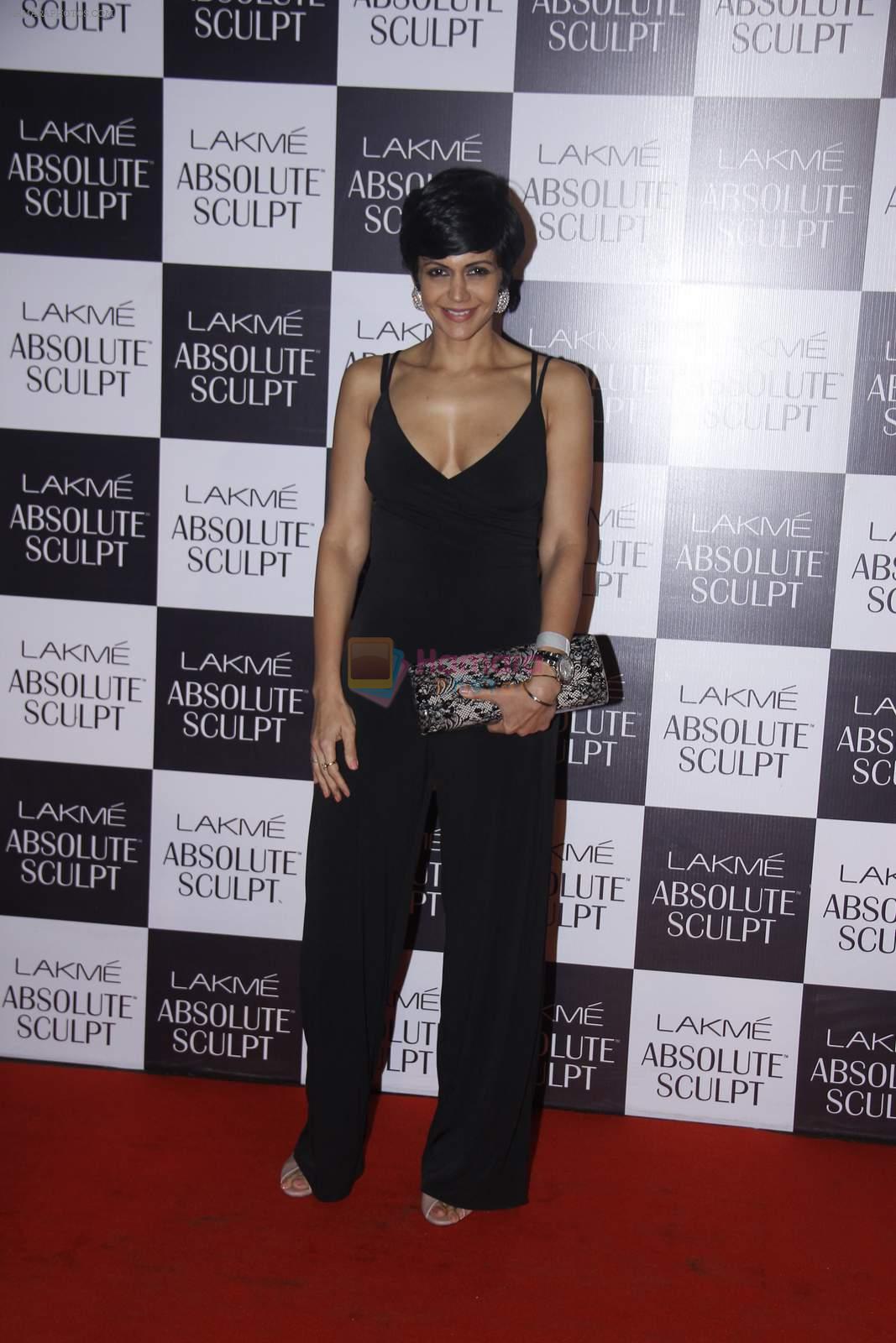 Mandira bedi at the grand finale of Lakme Fashion Week 2015 on 30th Aug 2015