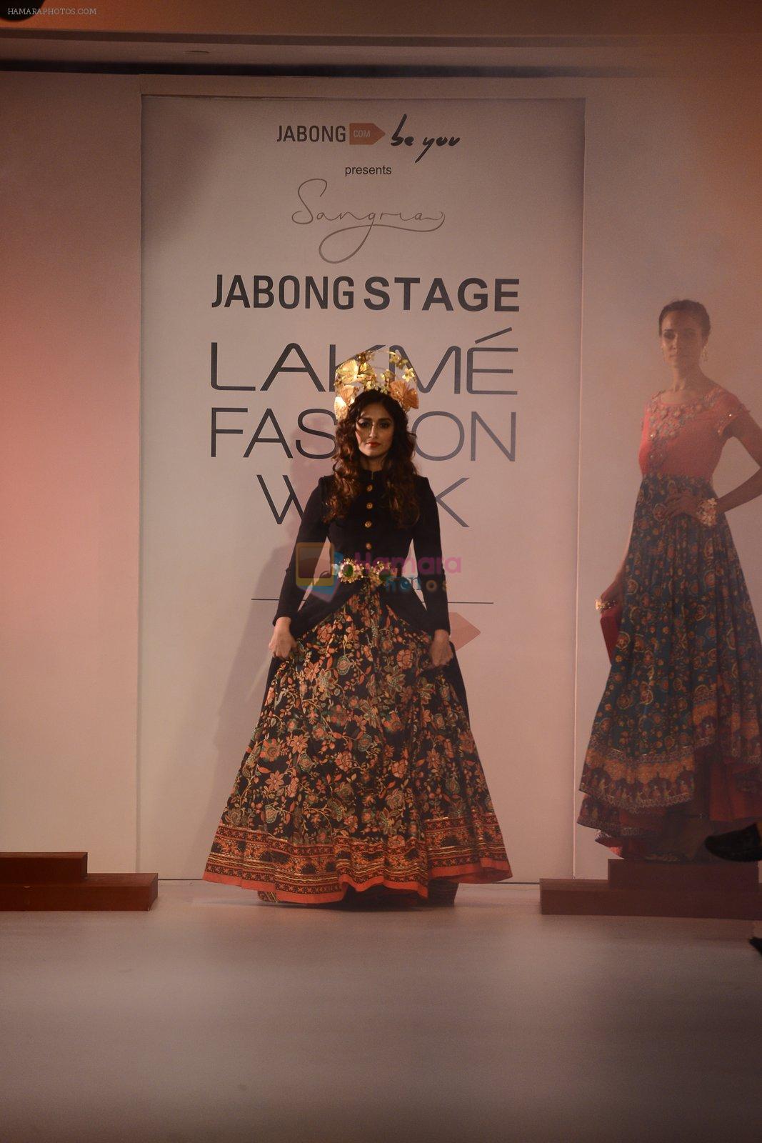 Ileana D'Cruz walk the ramp for Jabong Sangriya Show at Lakme Fashion Week on 30th Aug 2015