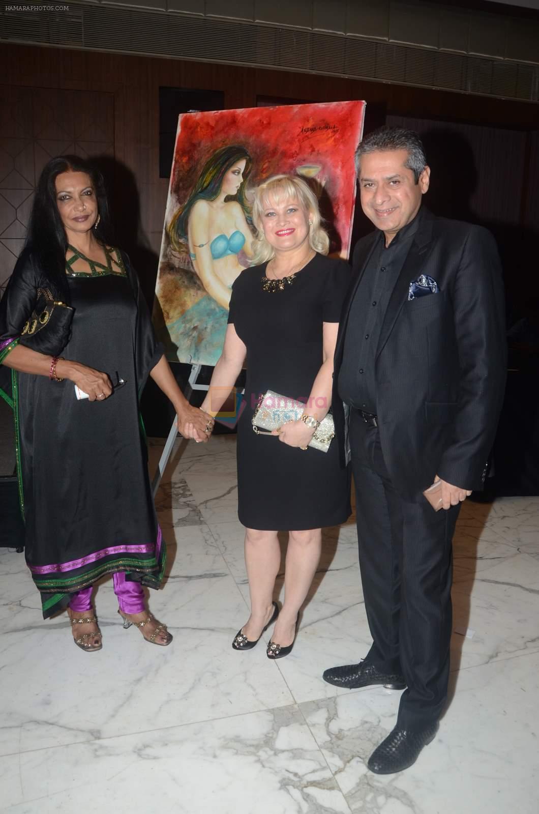 at Tarun Sarda's Martin Queen's exhibition with Calendar Girls in Enigma on 31st Aug 2015