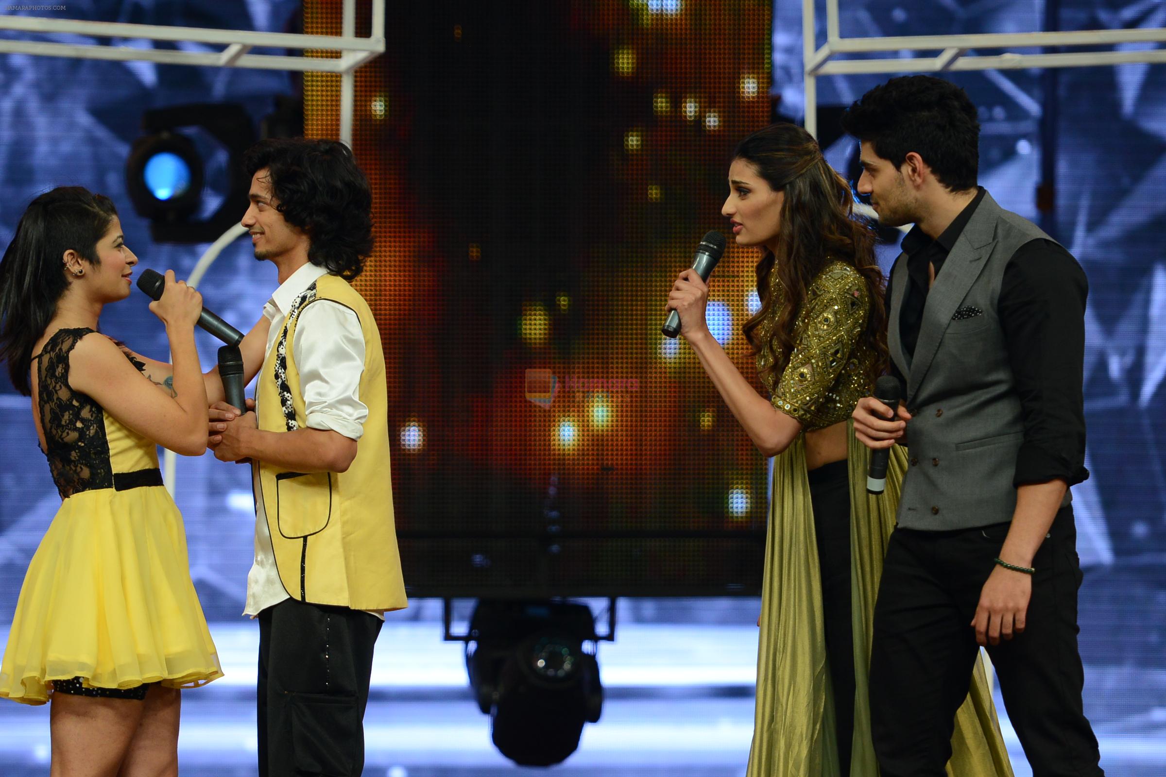 Sooraj Pancholi, Athiya Shetty promote Hero on the show Dance Plus on 3rd Sept 2015