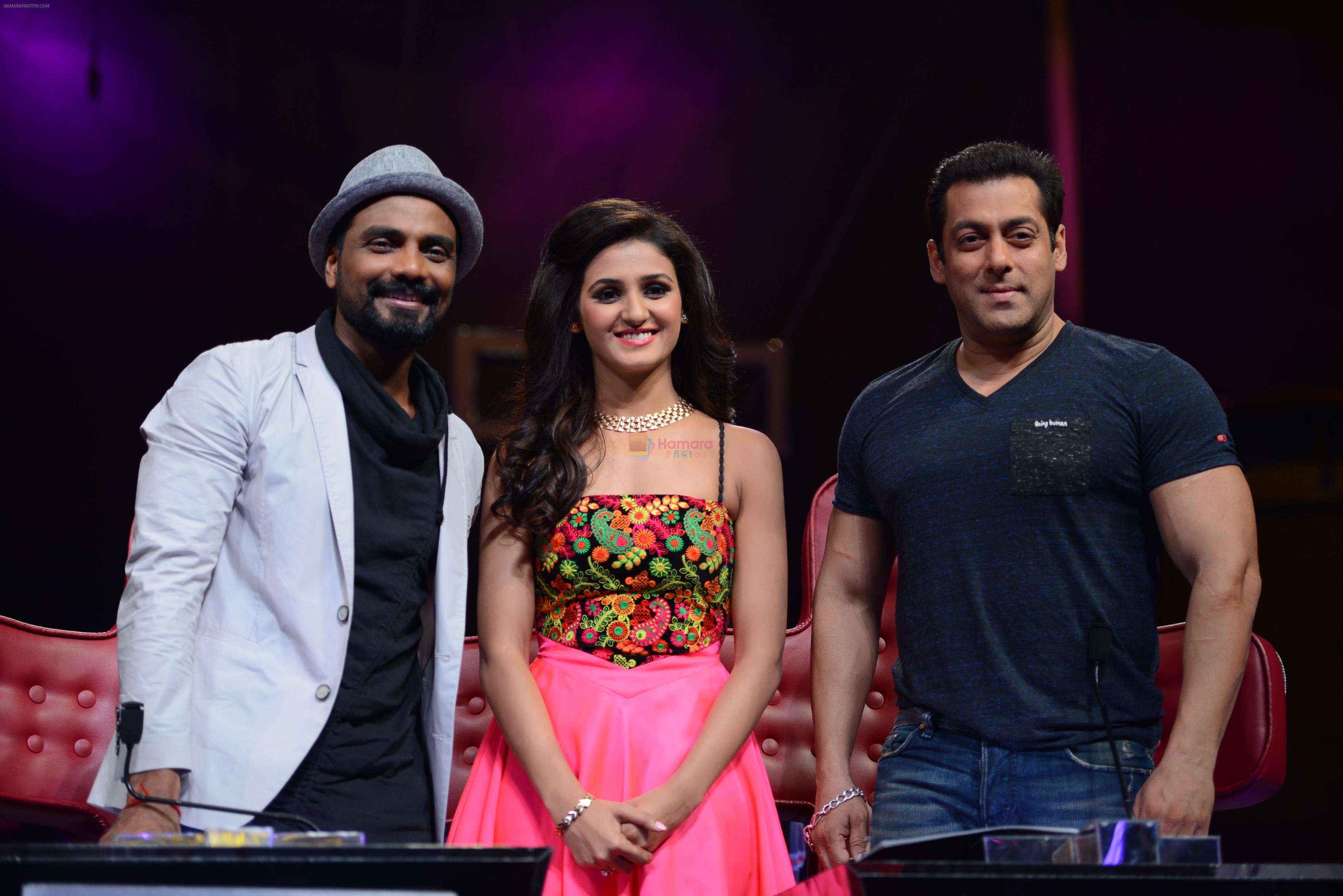 Salman Khan promote Hero on the show Dance Plus on 3rd Sept 2015