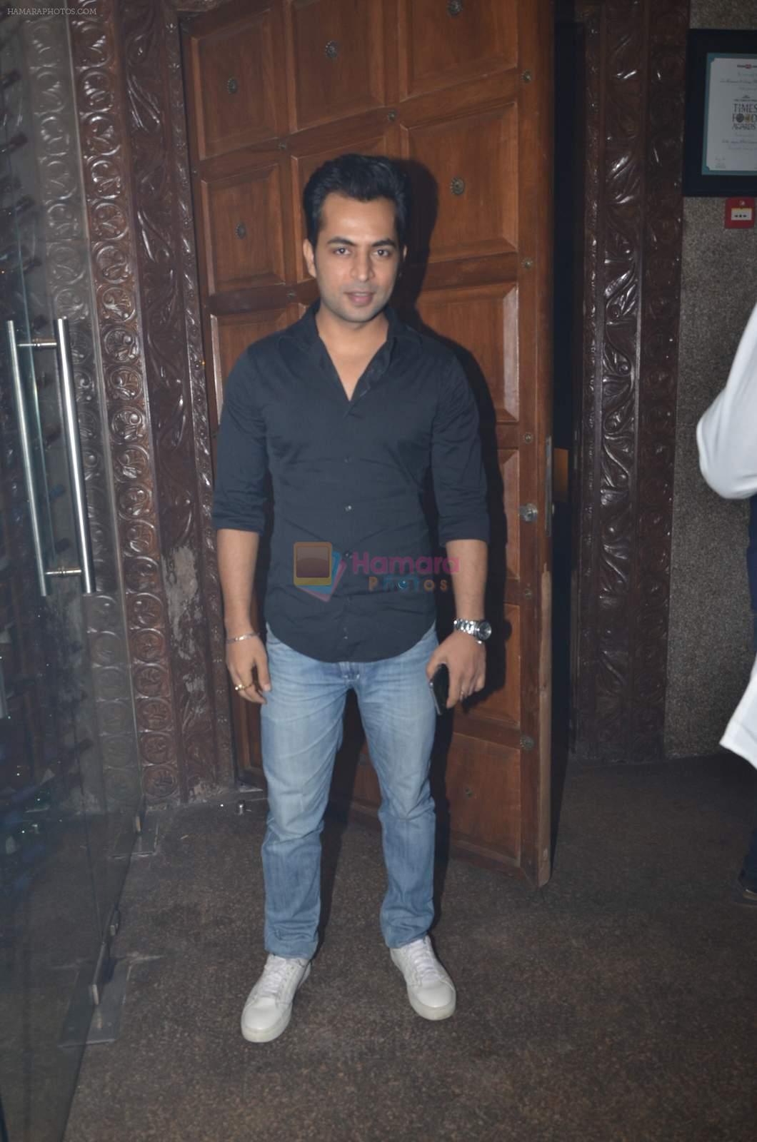 at sargun mehta's bday bash hosted by ravi dubey on 5th Sept 2015
