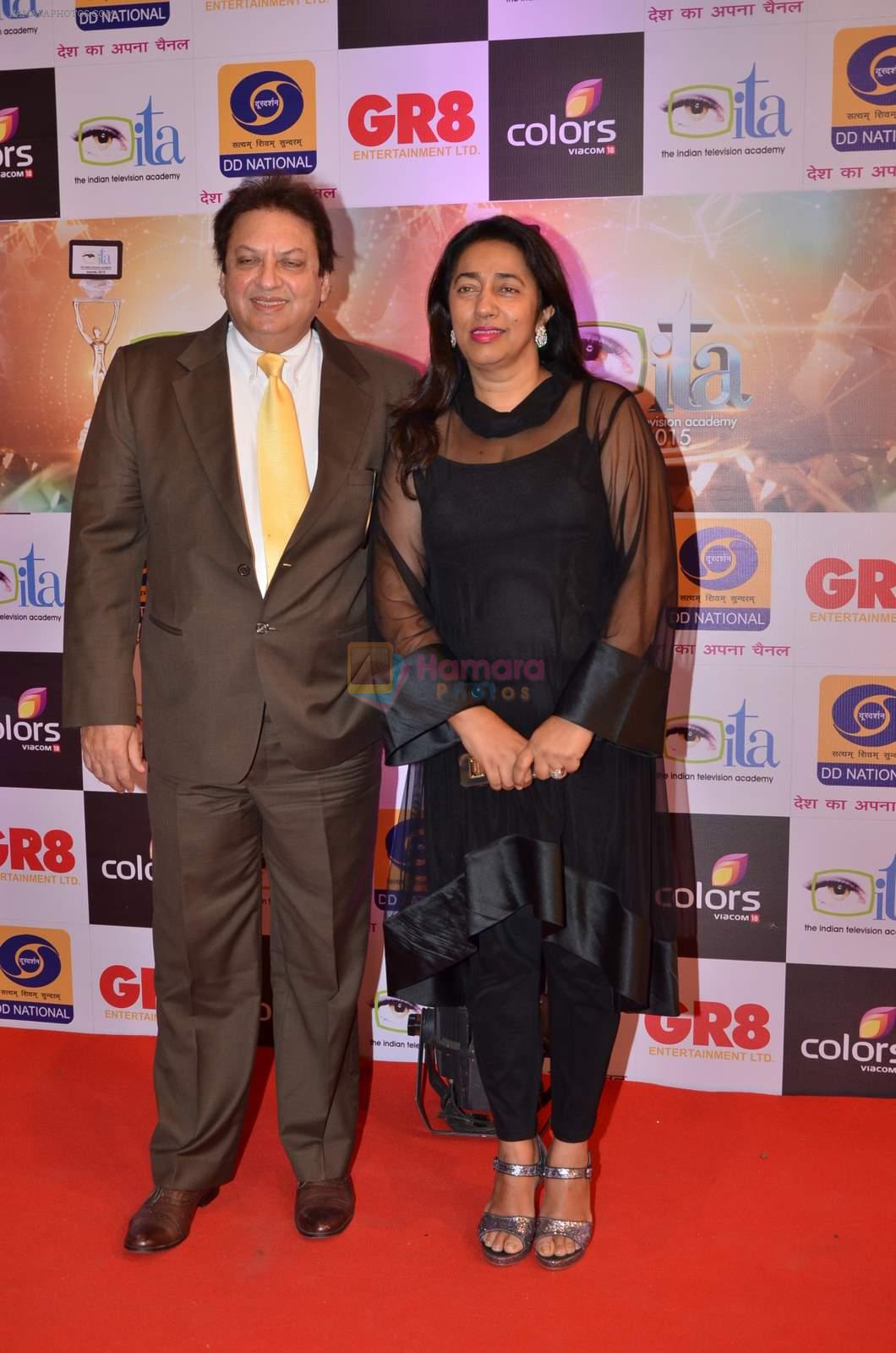 Anu Ranjan, Sashi Ranjan at Gr8 ITA Awards in Mumbai on 6th Sept 2015