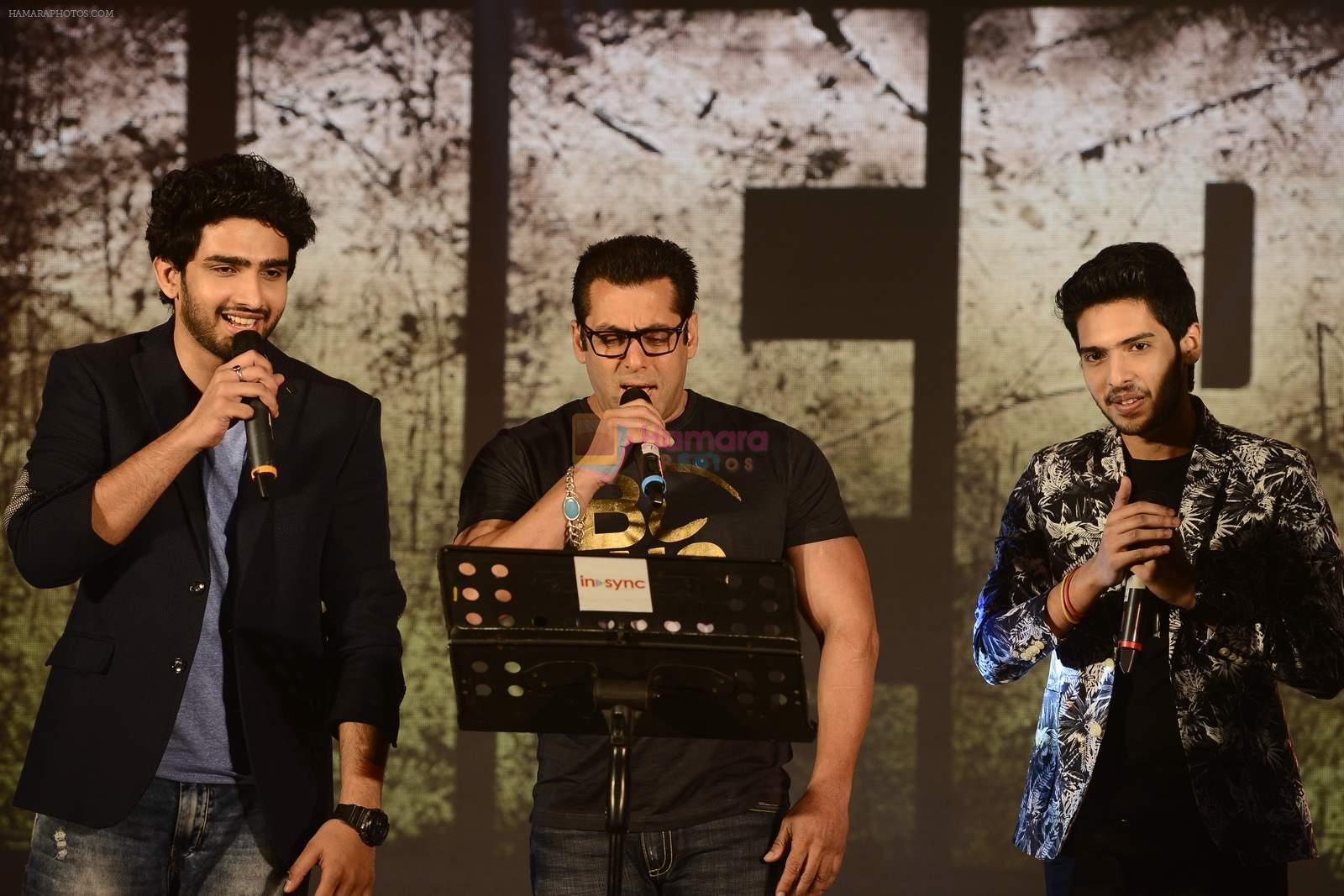Amaal Mallik, Salman Khan, Armaan Malik at Hero music launch in Taj Lands End on 6th Sept 2015