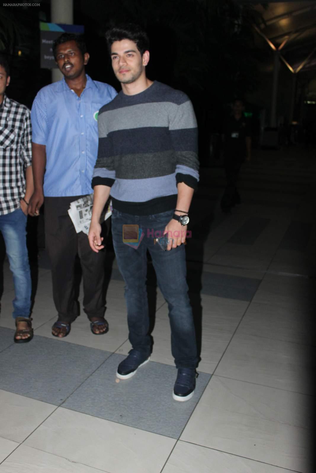 Sooraj Pancholi snapped after they return from Ahmedabad on 9th Sept 2015