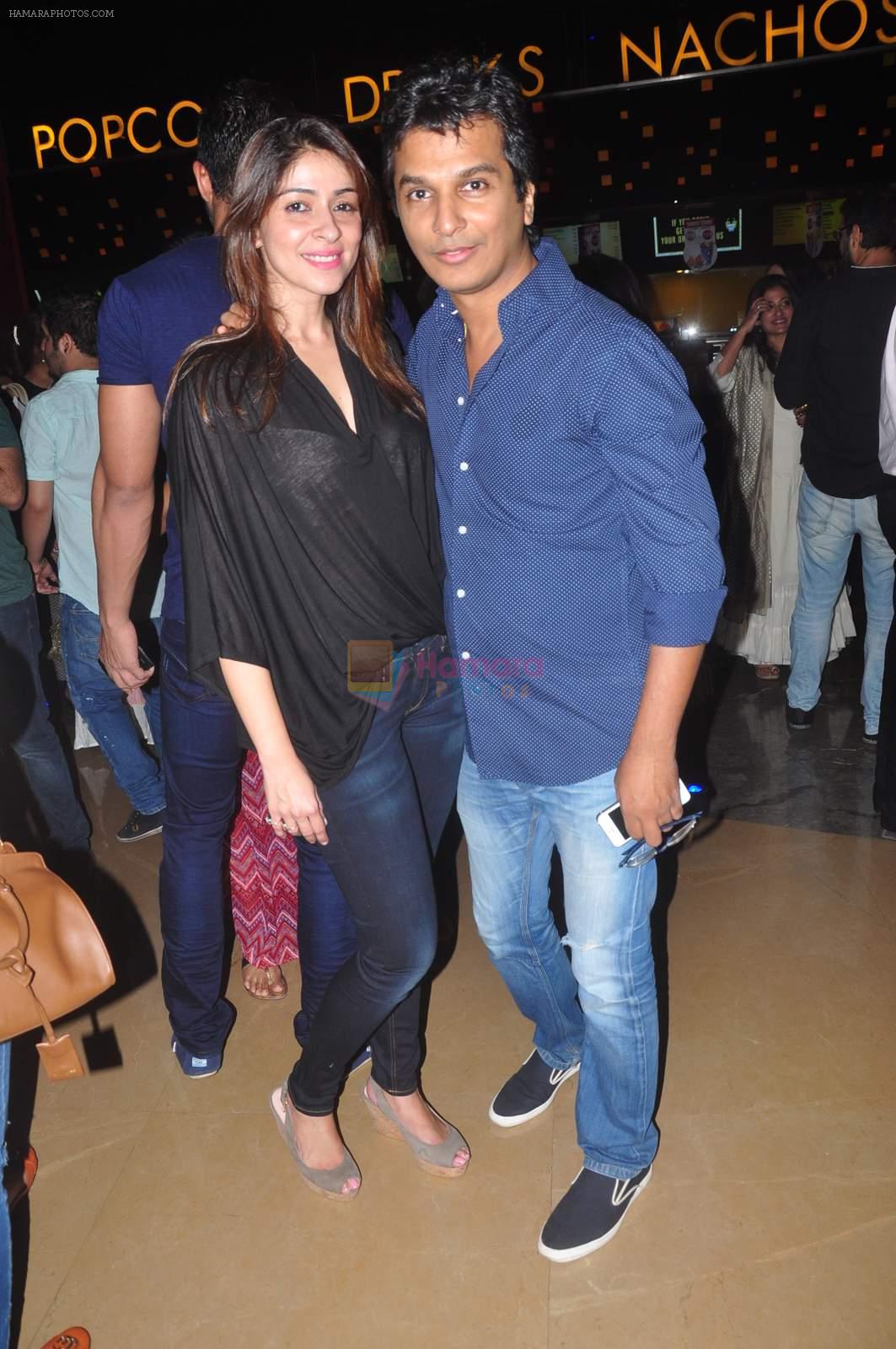 Bhavna Pandey ,Vikram Phadnis at Hero screening hosted by Sunil and Mana Shetty in PVR on 10th Sept 2015