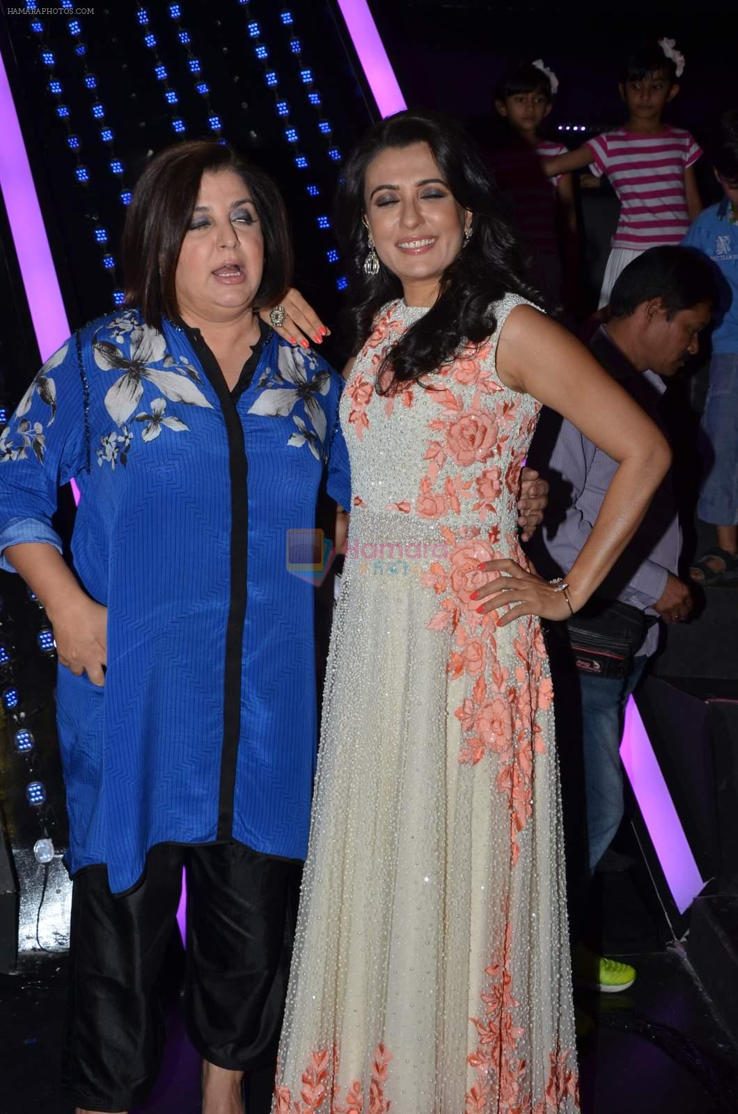 Farah Khan, Mini Mathur at Indian Idol episode special in Filmcity on 15th Sept 2015