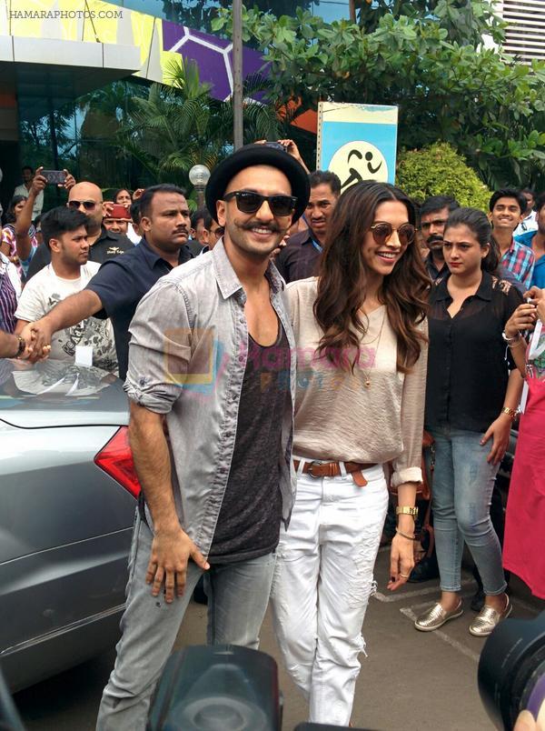 Ranveer Singh & Deepika Padukone fly to Pune in a private charter for the launch of the Gajanana song from Bajirao Mastani