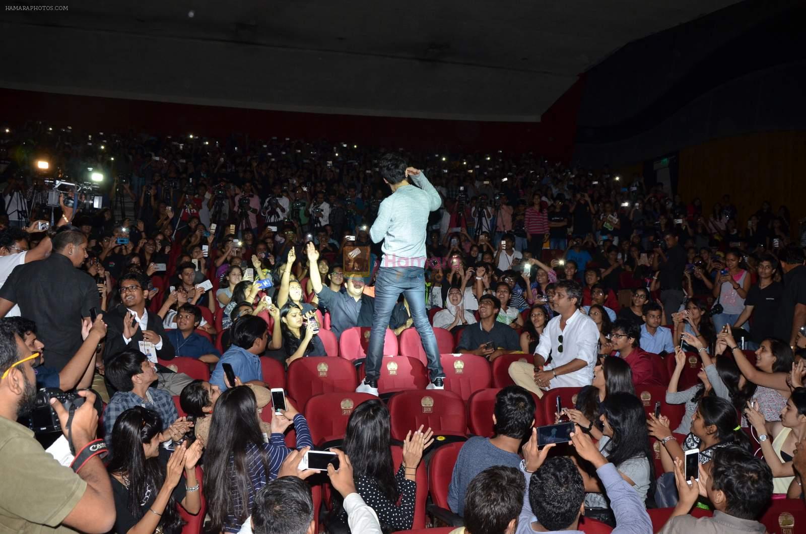 Shahid Kapoor at Shaandaar music launch in Mithibai College on 16th Sept 2015