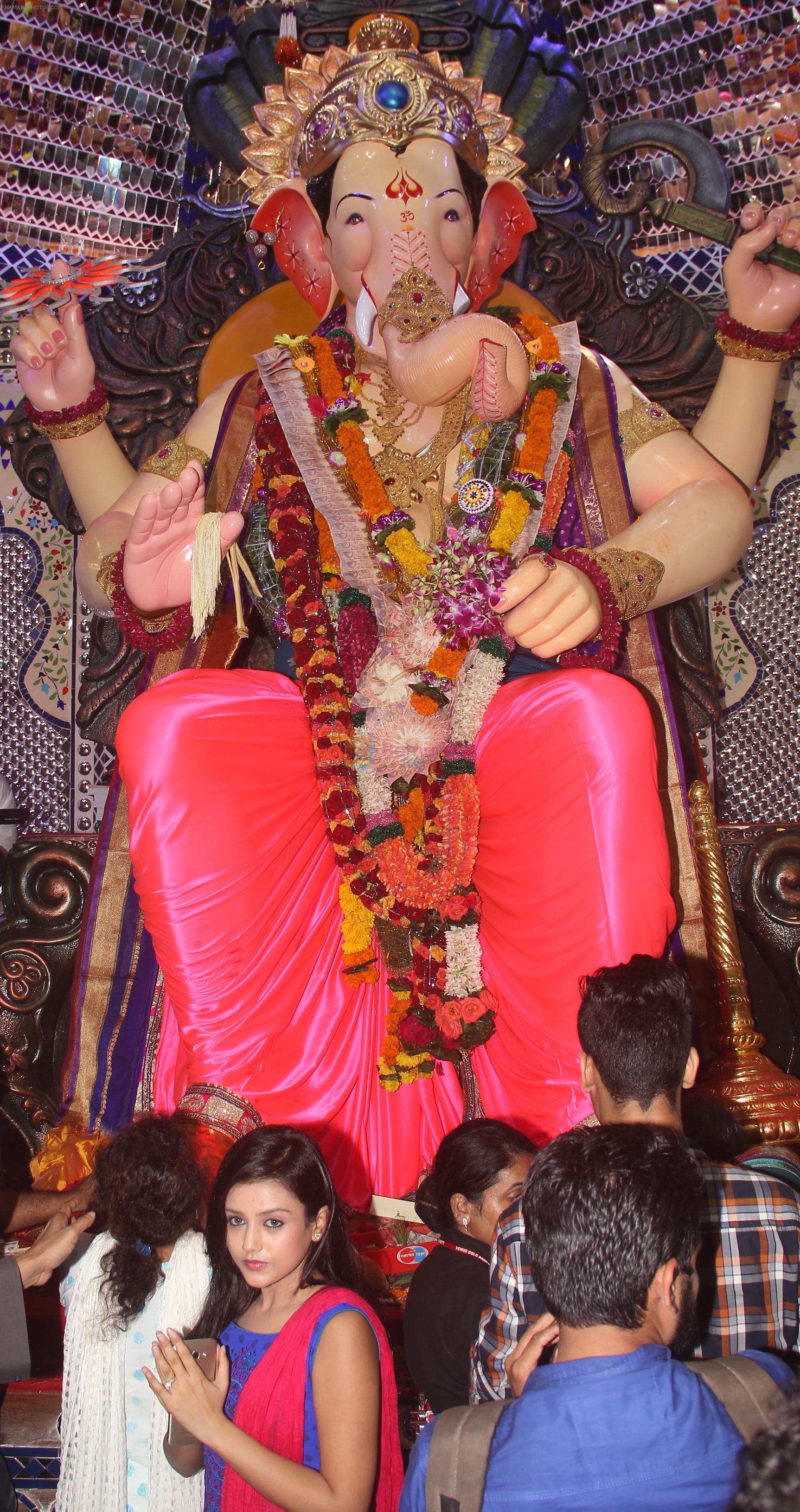 Mishti Chakraborty at Lalbaug Cha Raja