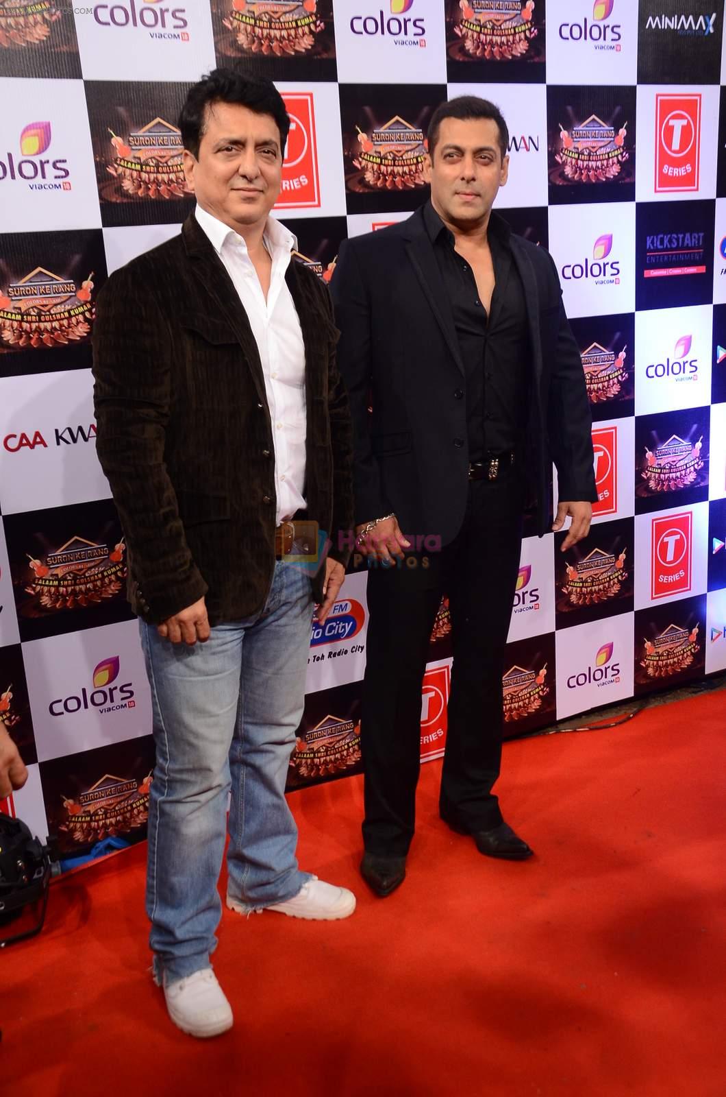 Salman Khan at Gulshan Kumar Tribute in Filmcity on 22nd Sept 2015
