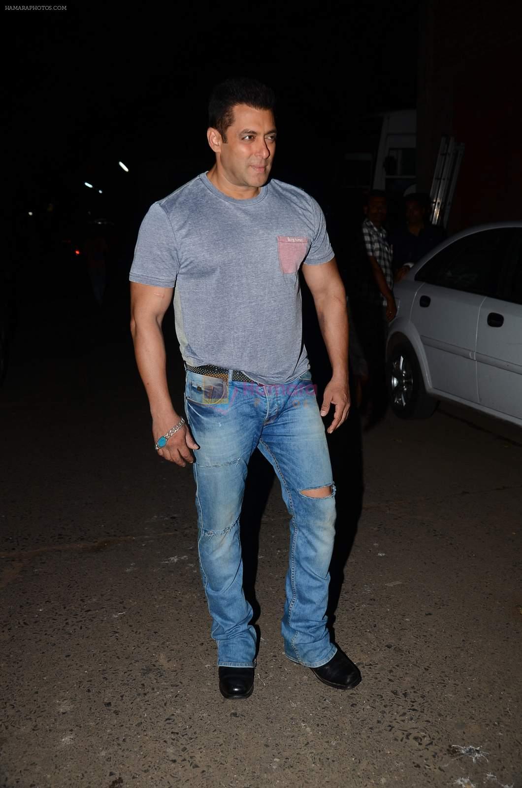Salman Khan snapped on 24th Sept 2015