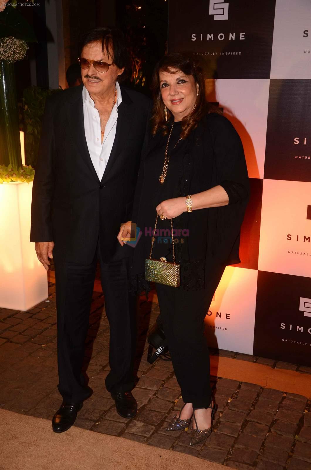 Sanjay Khan, Zarine Khan at Simone anniversary in Mumbai on 26th Sept 2015