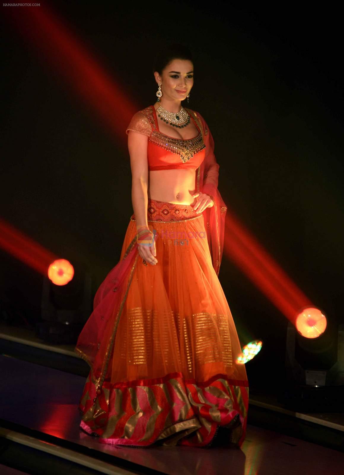 Amy Jackson at JJ Valaya Singh in Bling fashion show on 28th Sept  2015