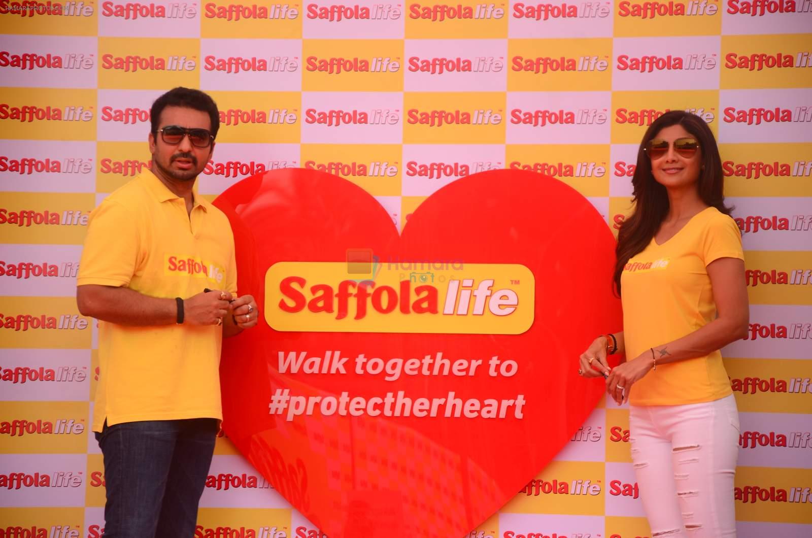 Shilpa Shetty, Raj Kundra at World Heart day celebrations in Carter Road on 29th Sept 2015