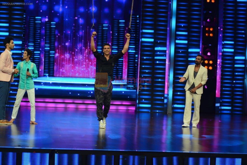 Akshay Kumar performing a stunt in Dance +
